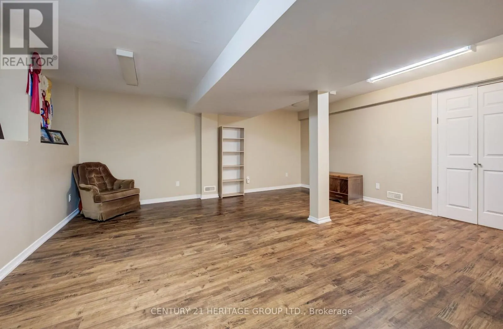 546 JERSEYVILLE ROAD W