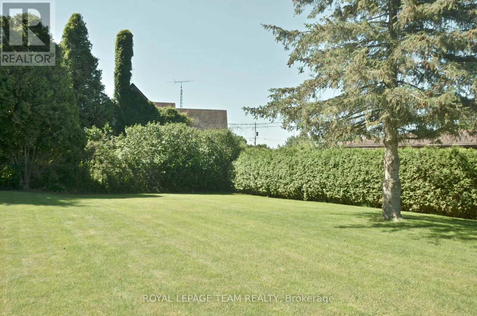 12078 LAKESHORE DRIVE E