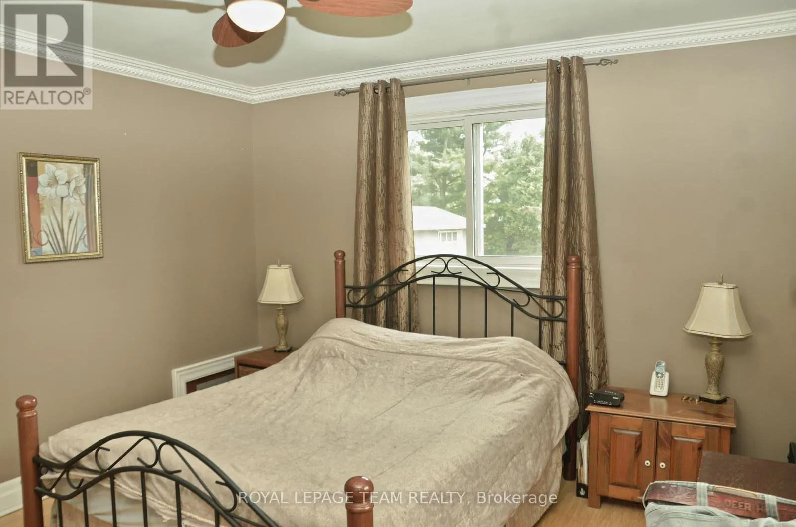 12078 LAKESHORE DRIVE E