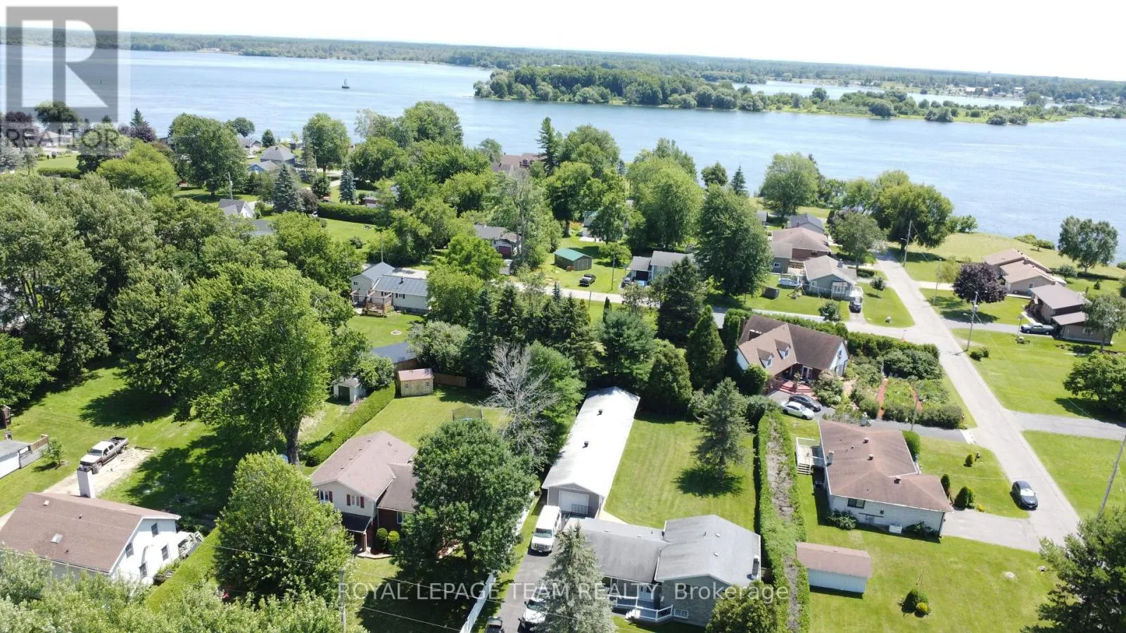 12078 LAKESHORE DRIVE E