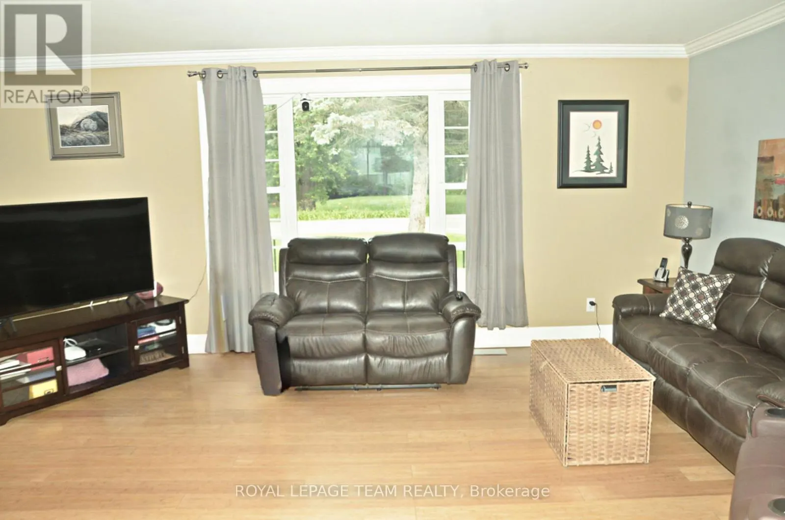 12078 LAKESHORE DRIVE E