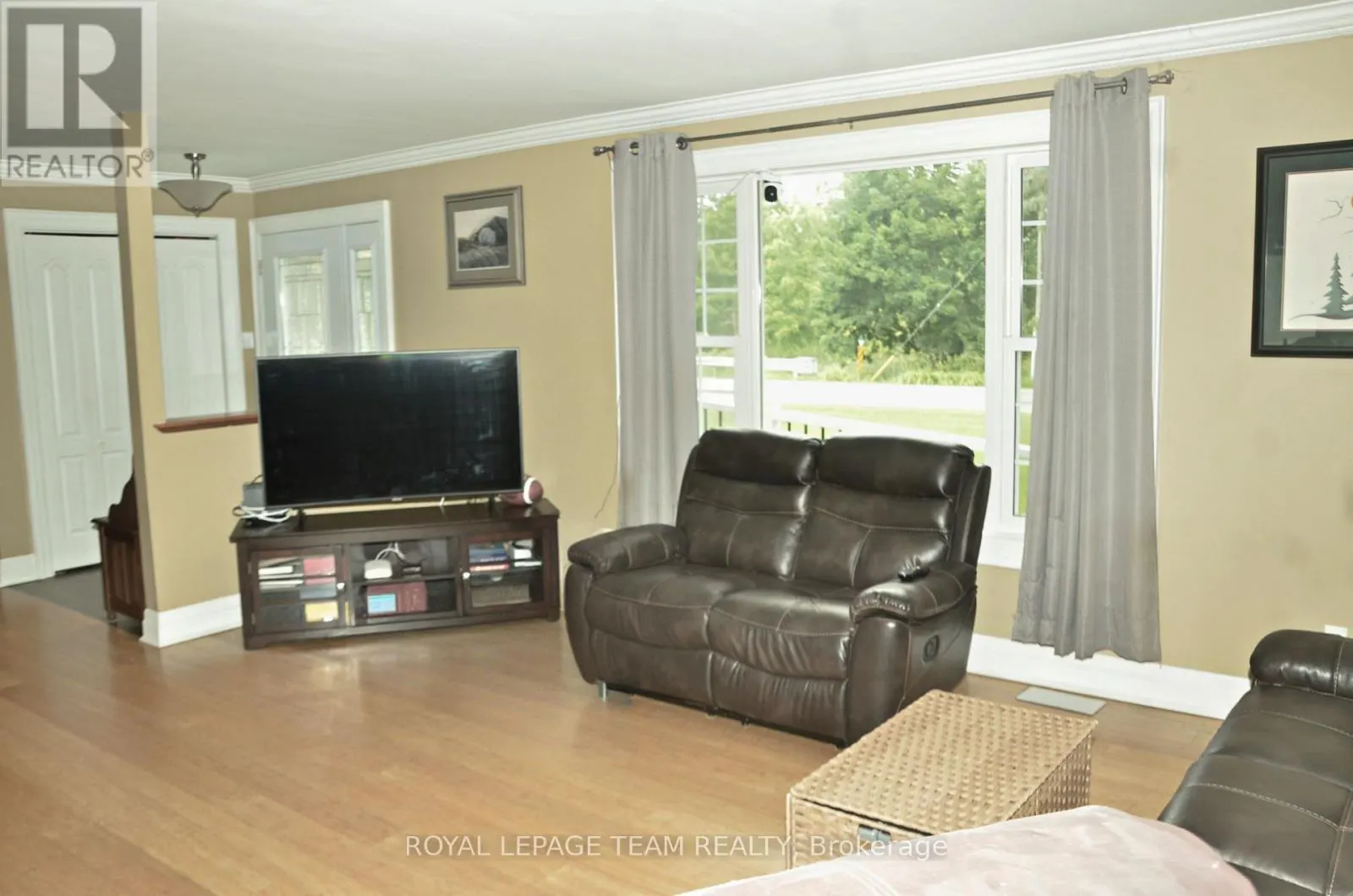 12078 LAKESHORE DRIVE E