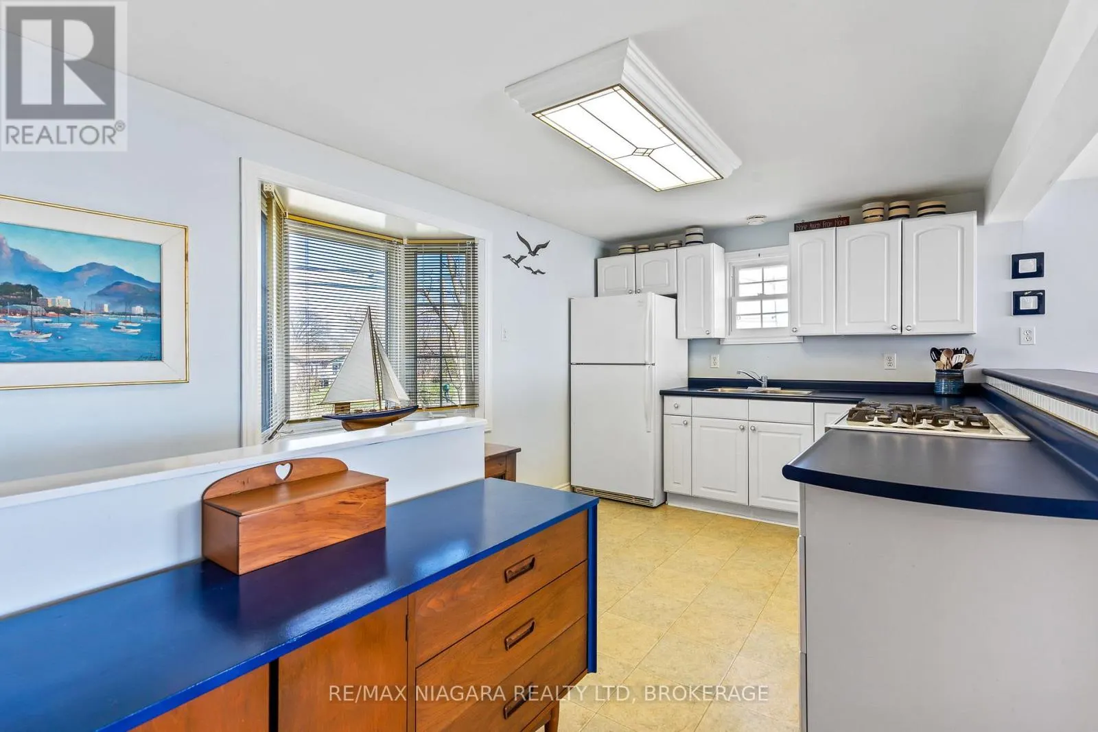 13165 LAKESHORE ROAD