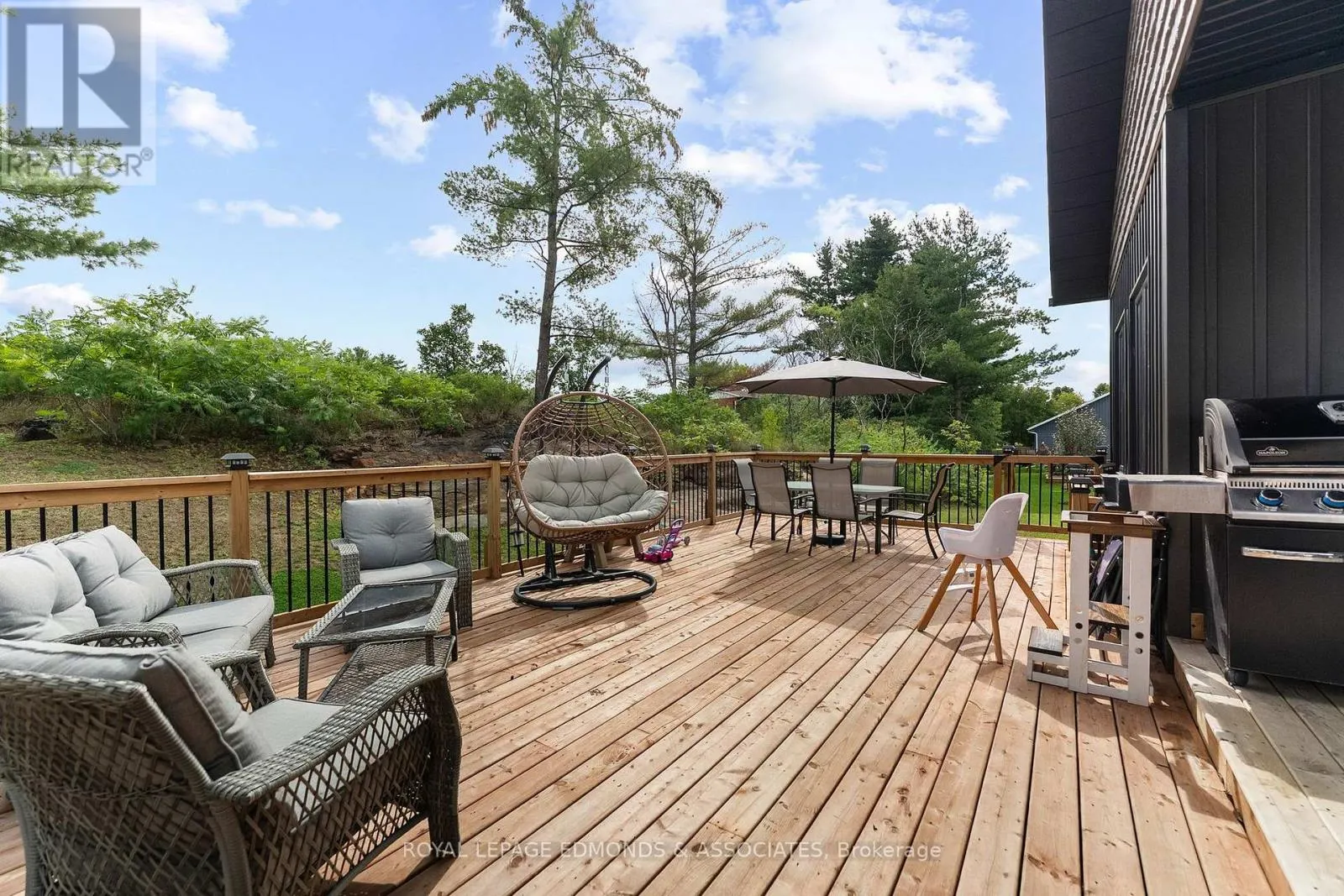 39 MORRISON DRIVE