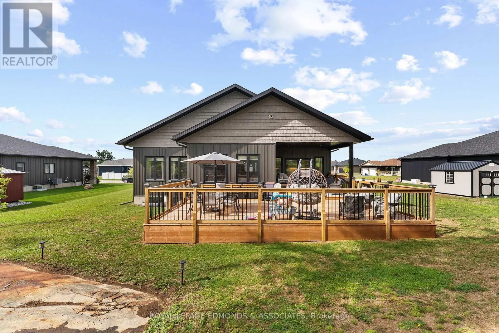 39 MORRISON DRIVE
