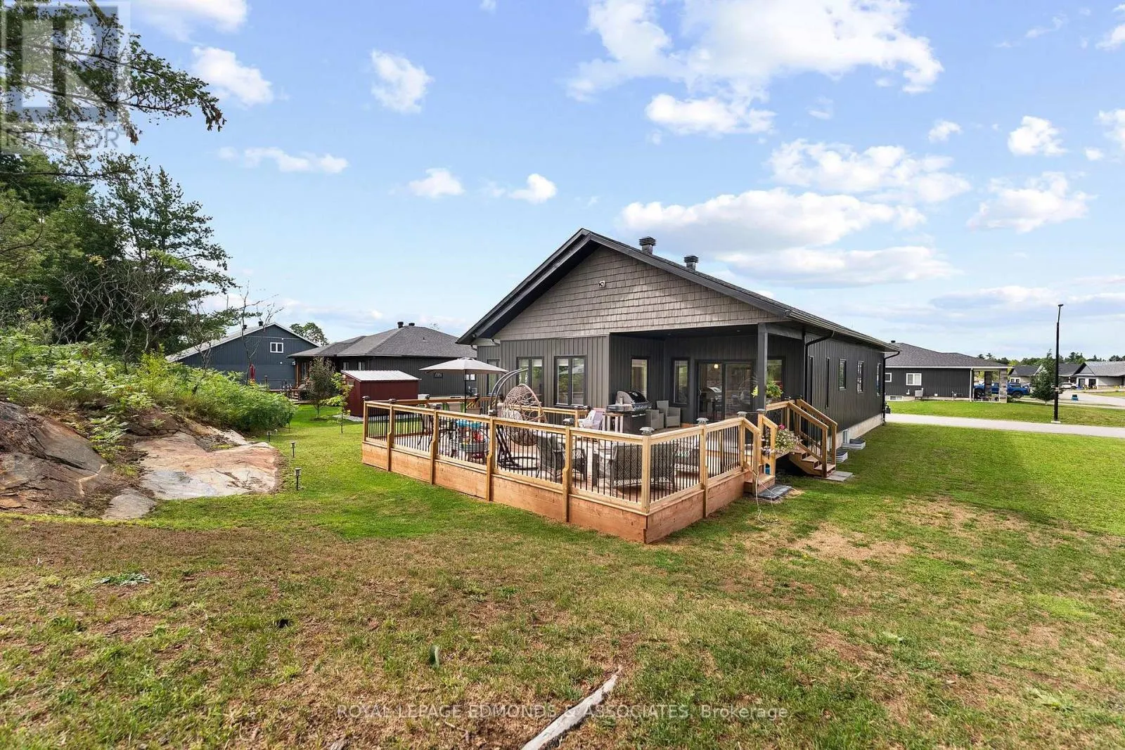 39 MORRISON DRIVE