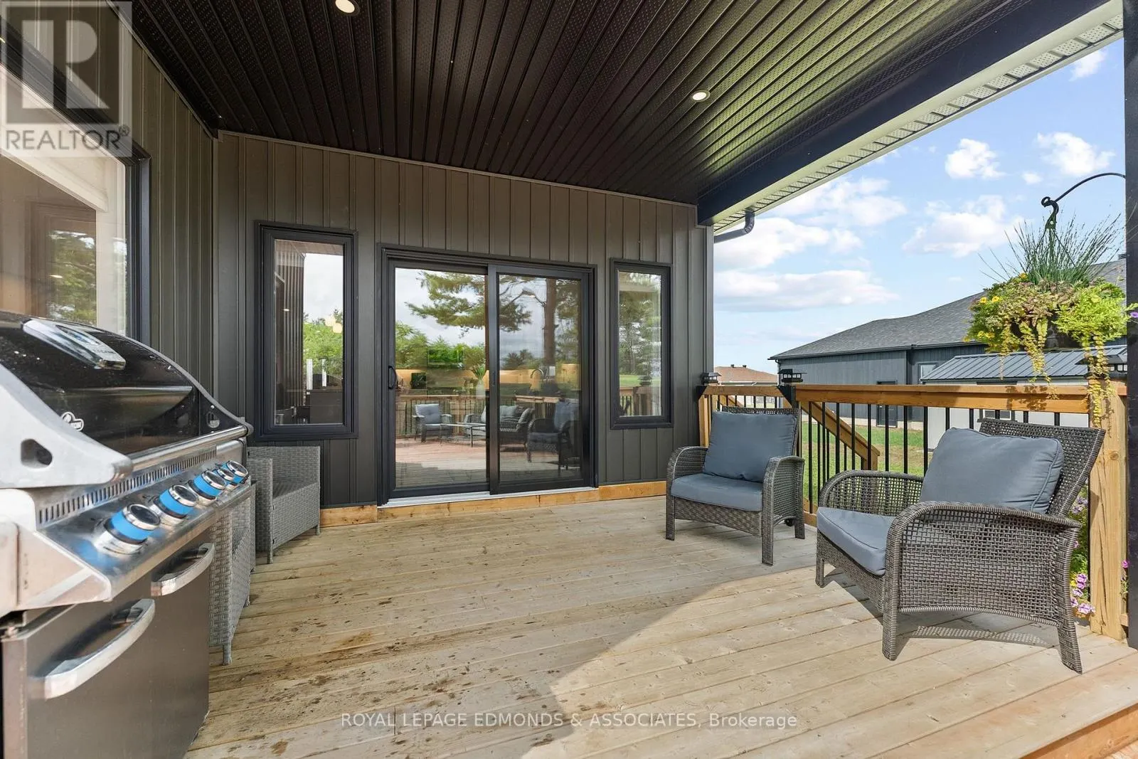 39 MORRISON DRIVE