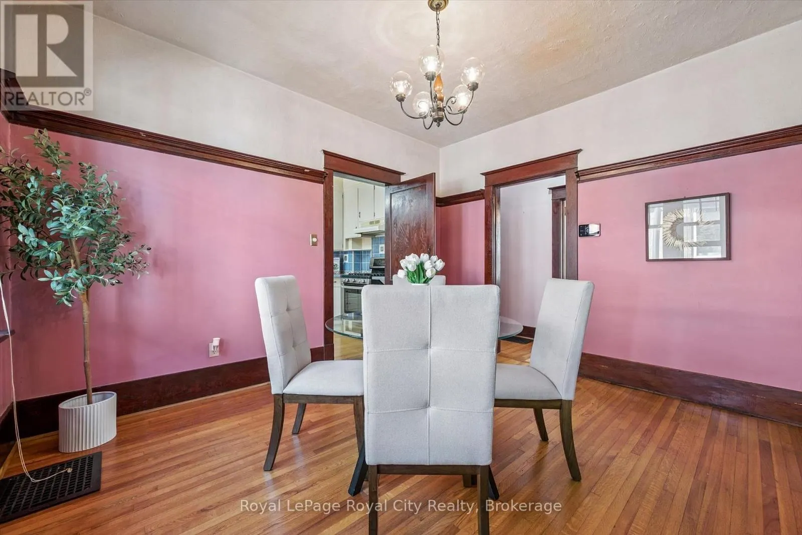 22 BOULT AVENUE