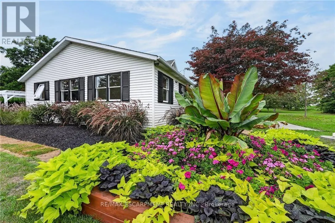 6 MOHAWK POINT ROAD
