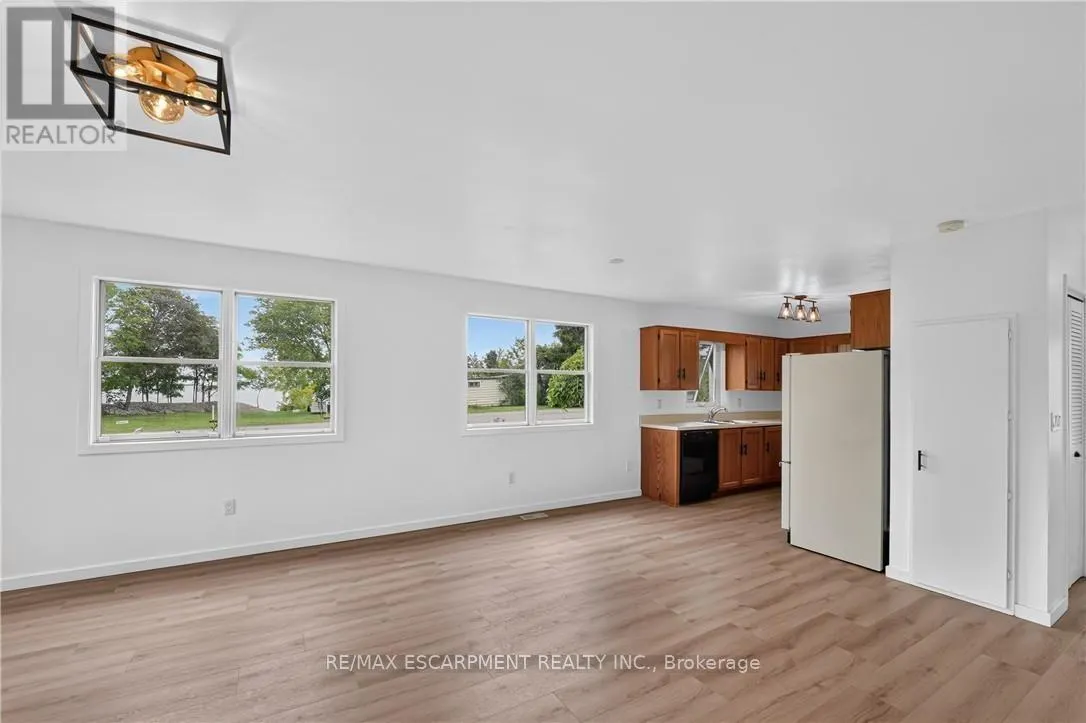 6 MOHAWK POINT ROAD