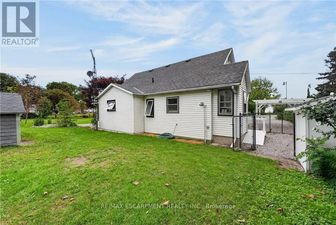 6 MOHAWK POINT ROAD