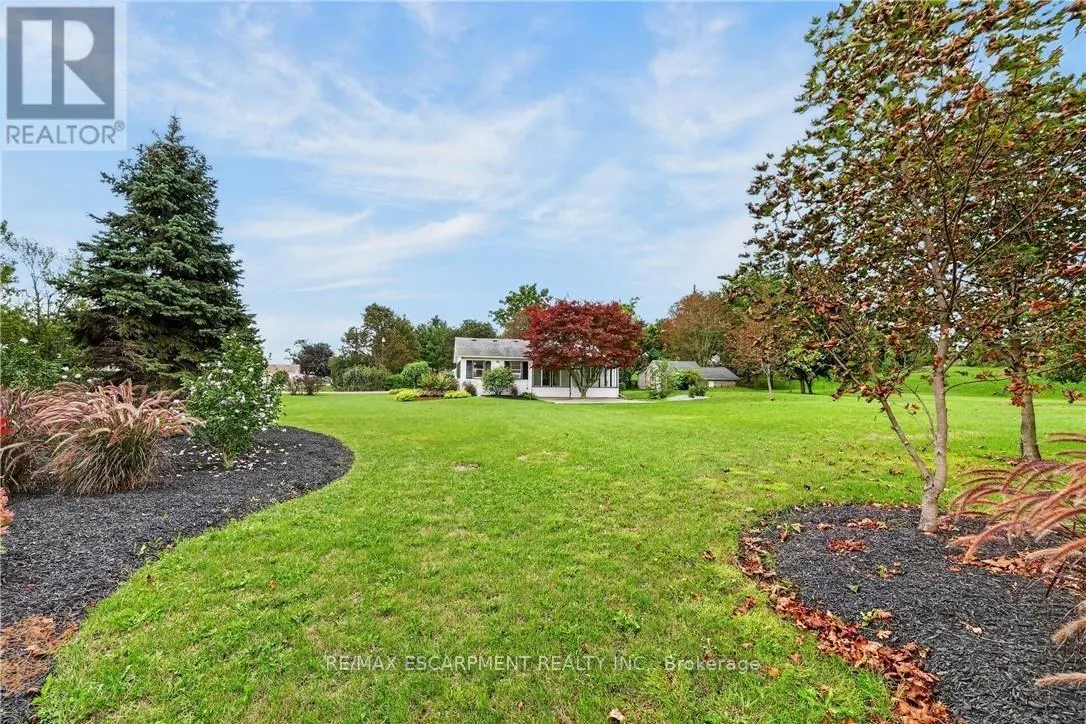 6 MOHAWK POINT ROAD