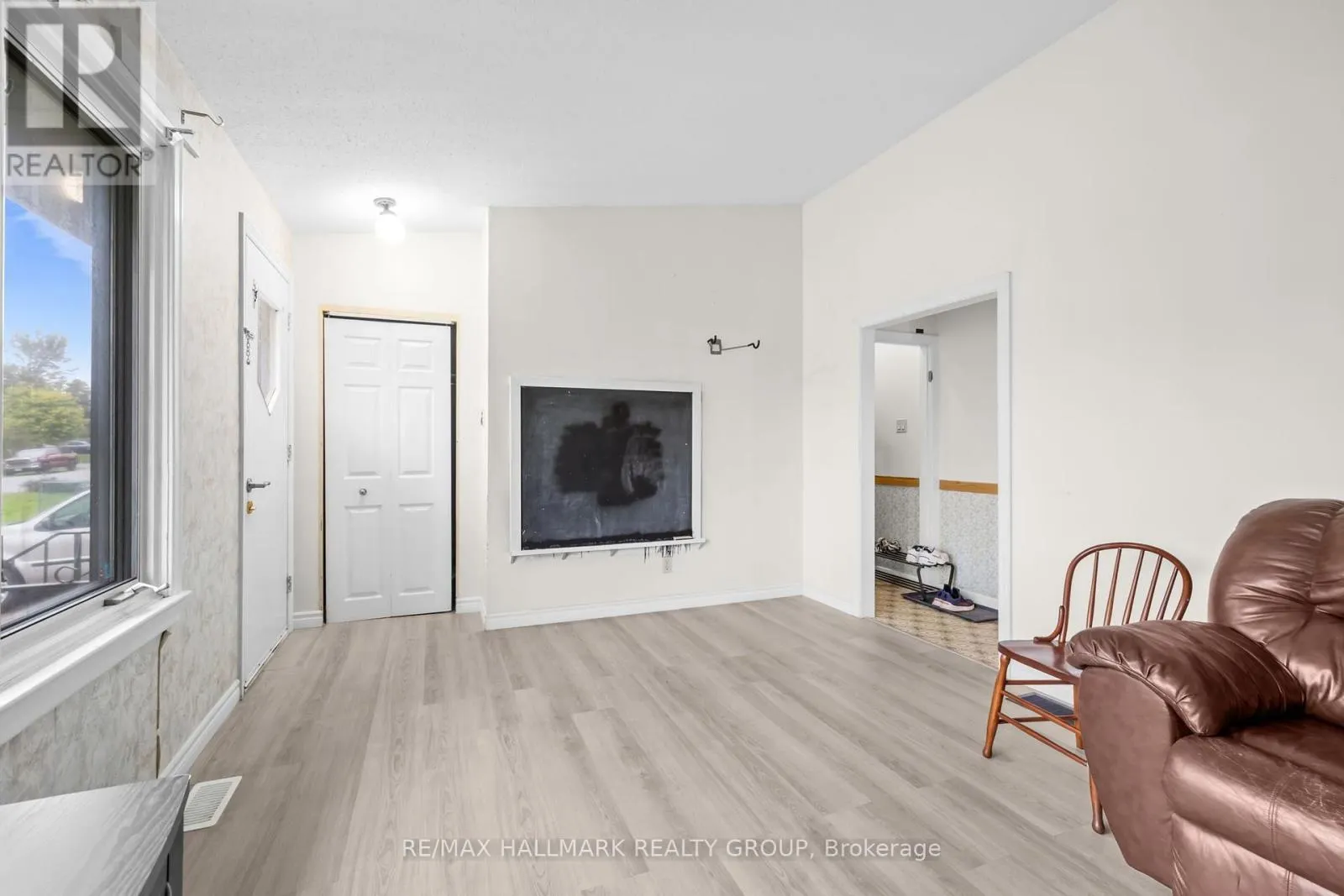 11 BOBCAT WAY STREET
