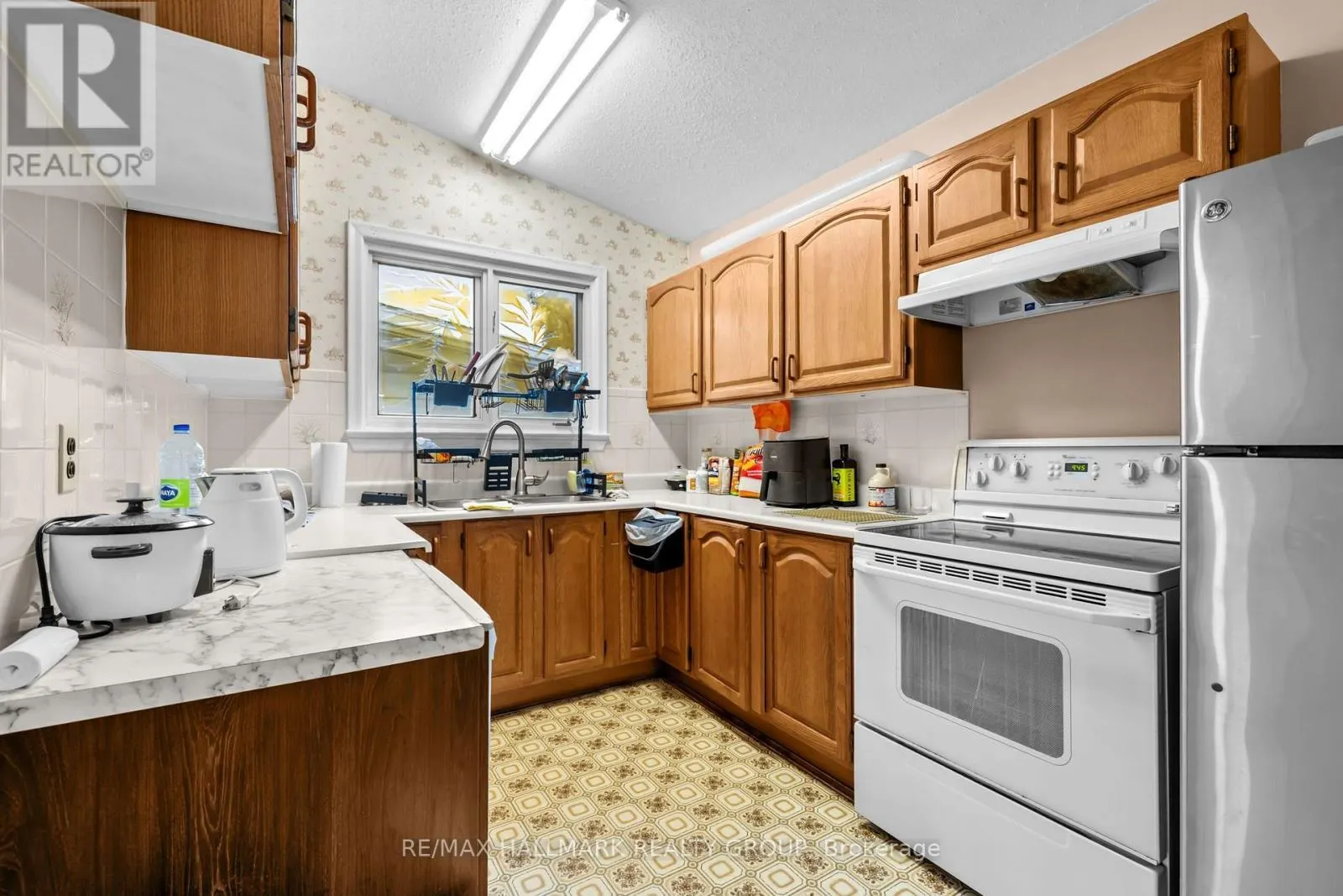 11 BOBCAT WAY STREET
