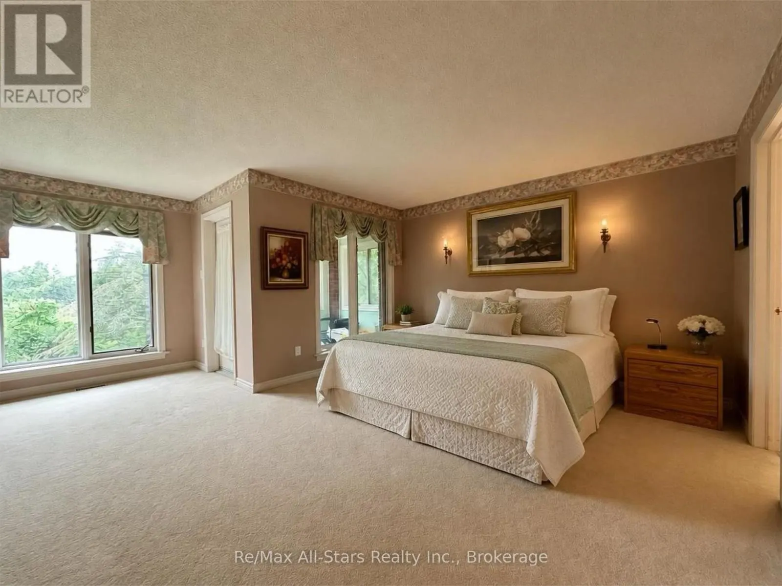 3 GOVERNORS DRIVE