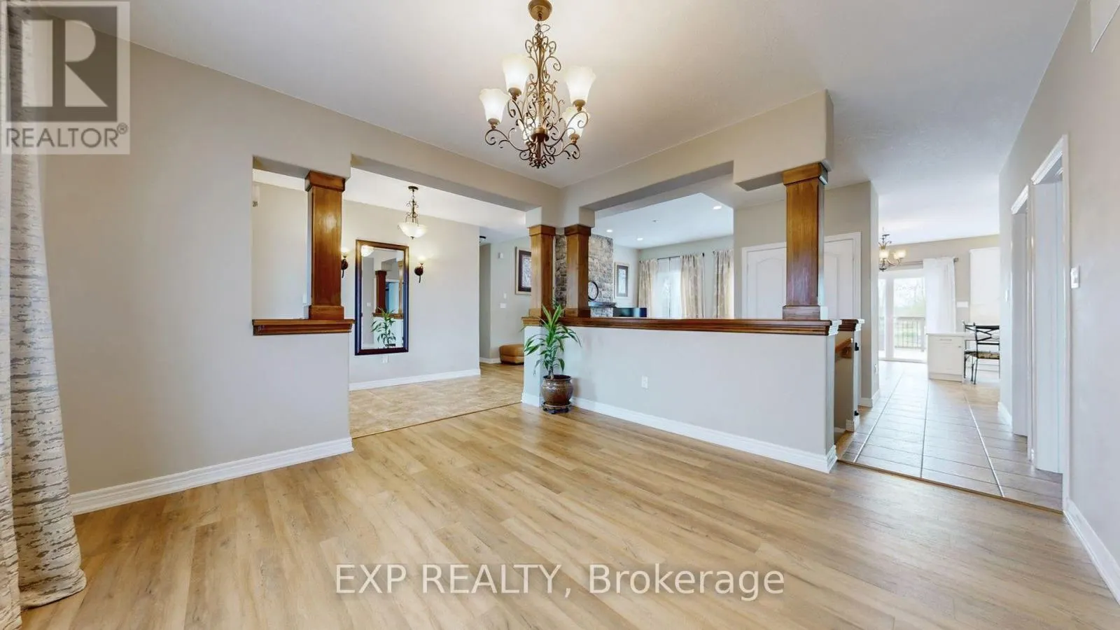 42 SOMERVILLE CRESCENT