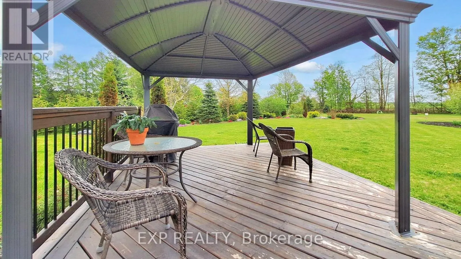 42 SOMERVILLE CRESCENT