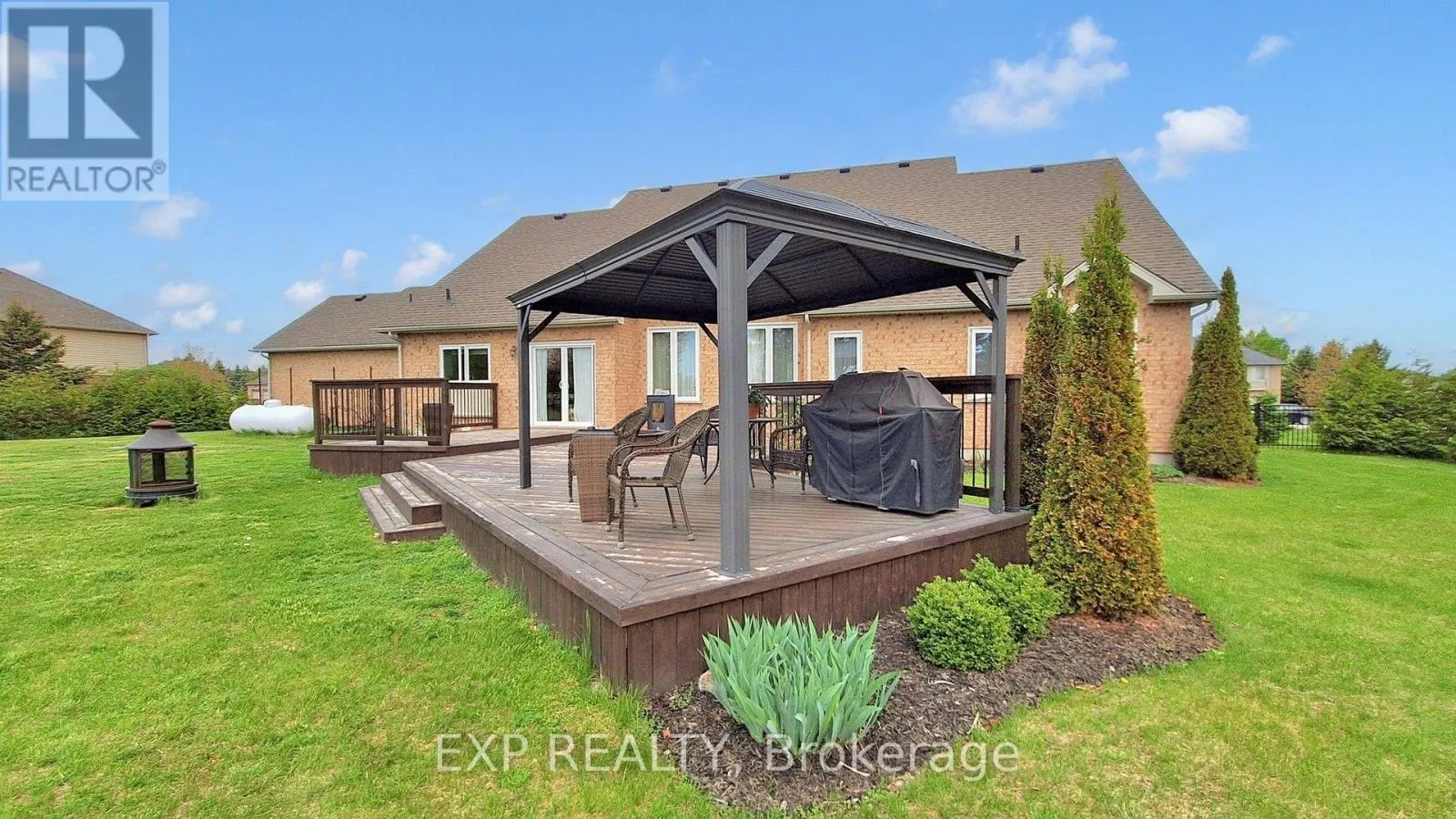 42 SOMERVILLE CRESCENT