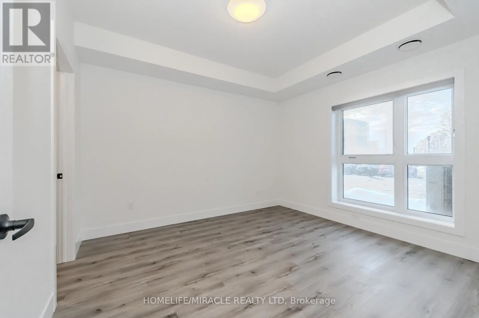 T5 - 1101 LACKNER PLACE