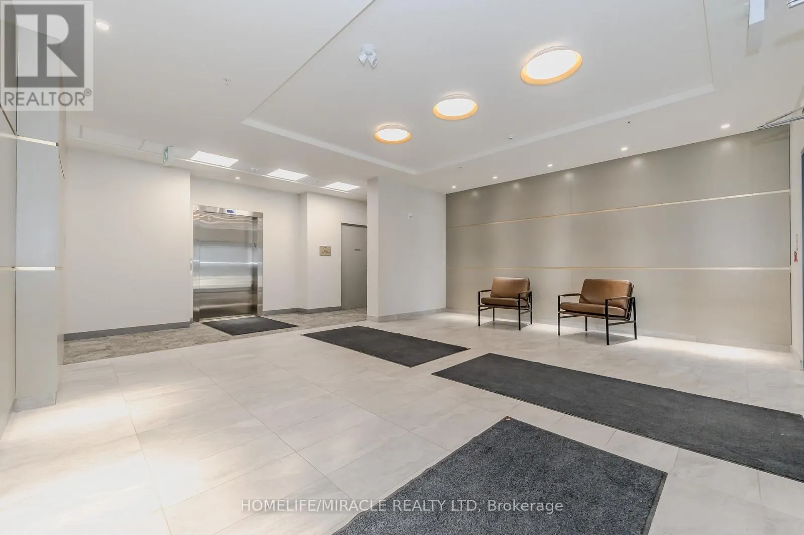 T5 - 1101 LACKNER PLACE