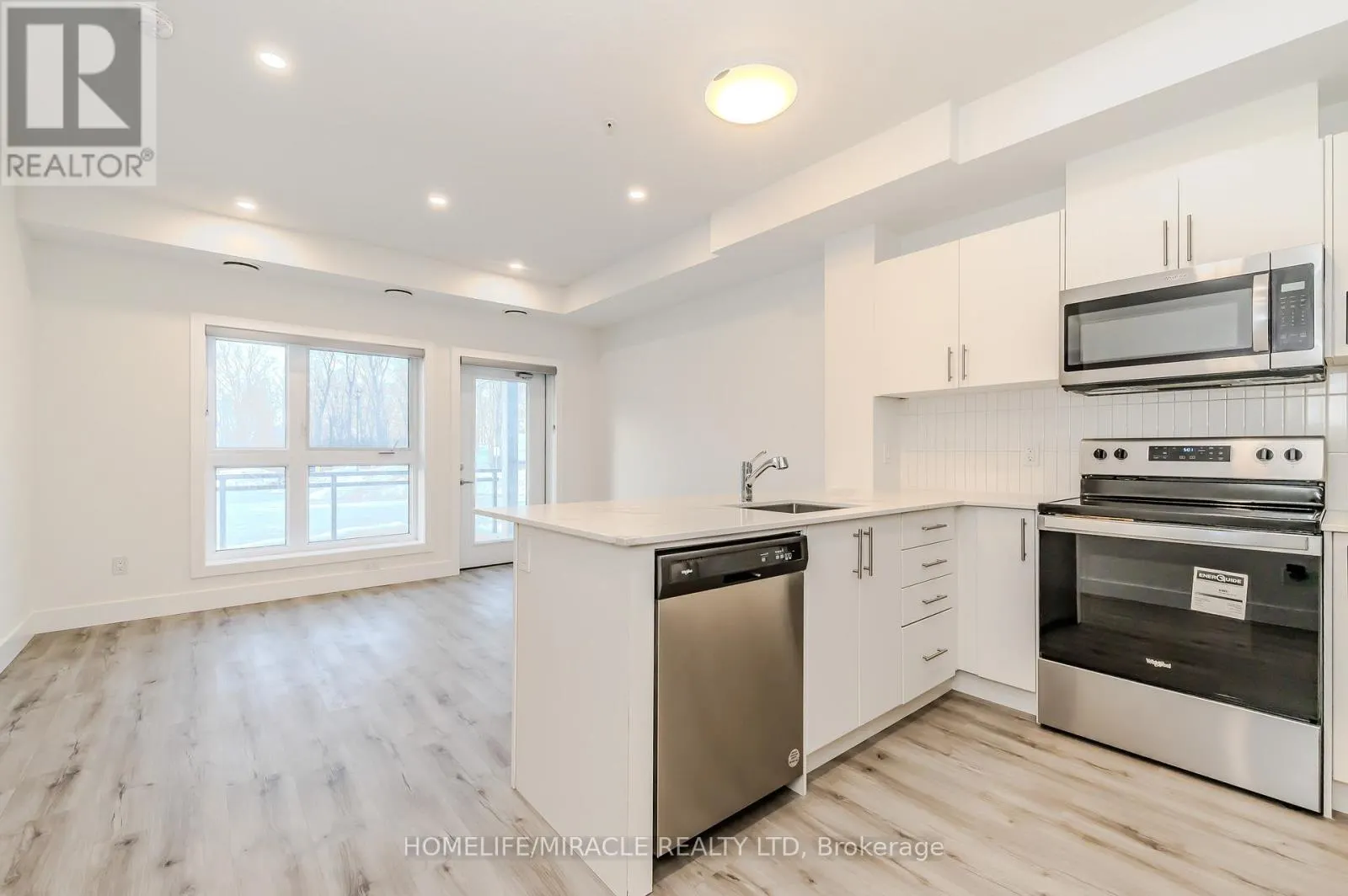 T5 - 1101 LACKNER PLACE