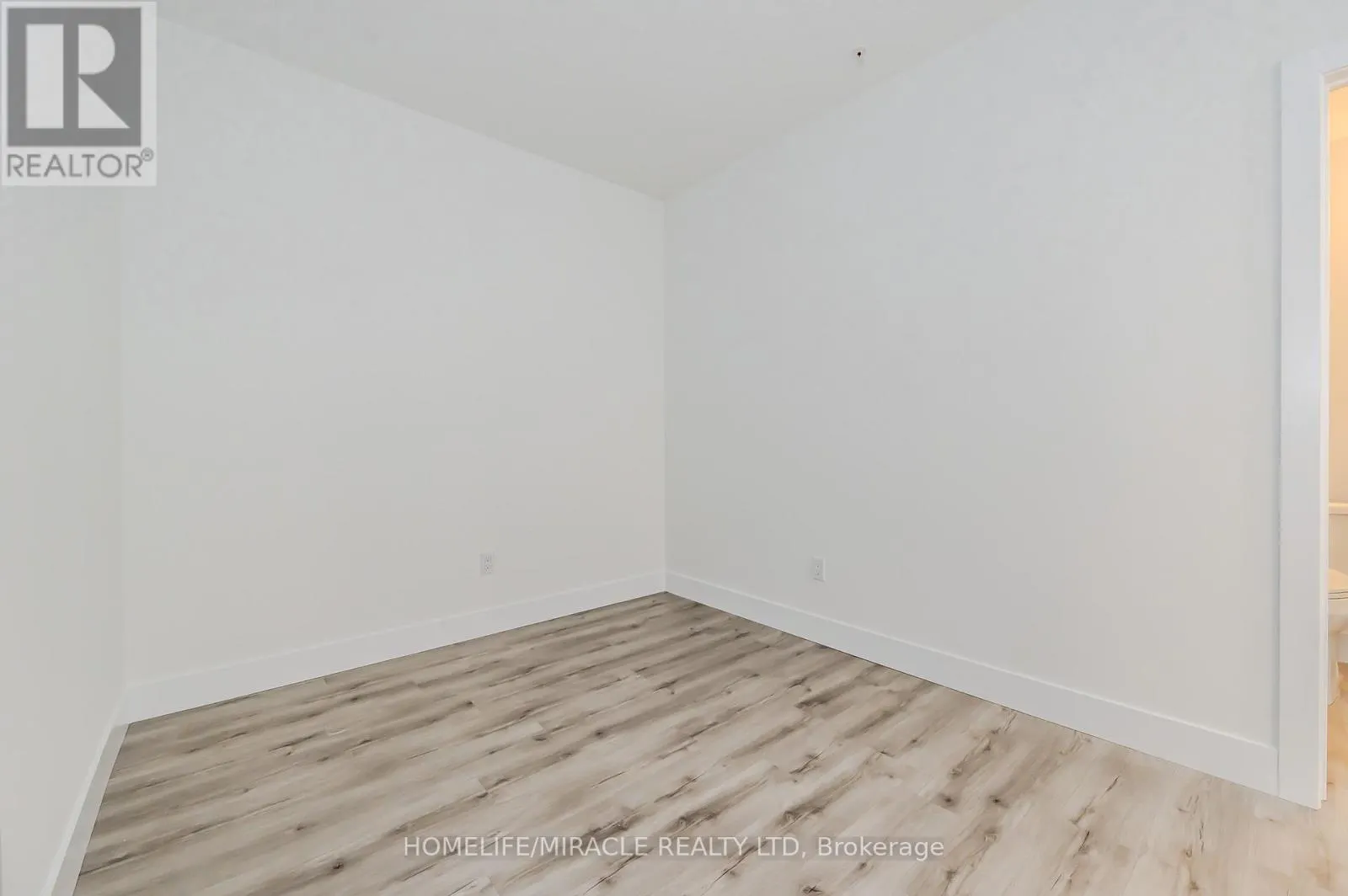 T5 - 1101 LACKNER PLACE