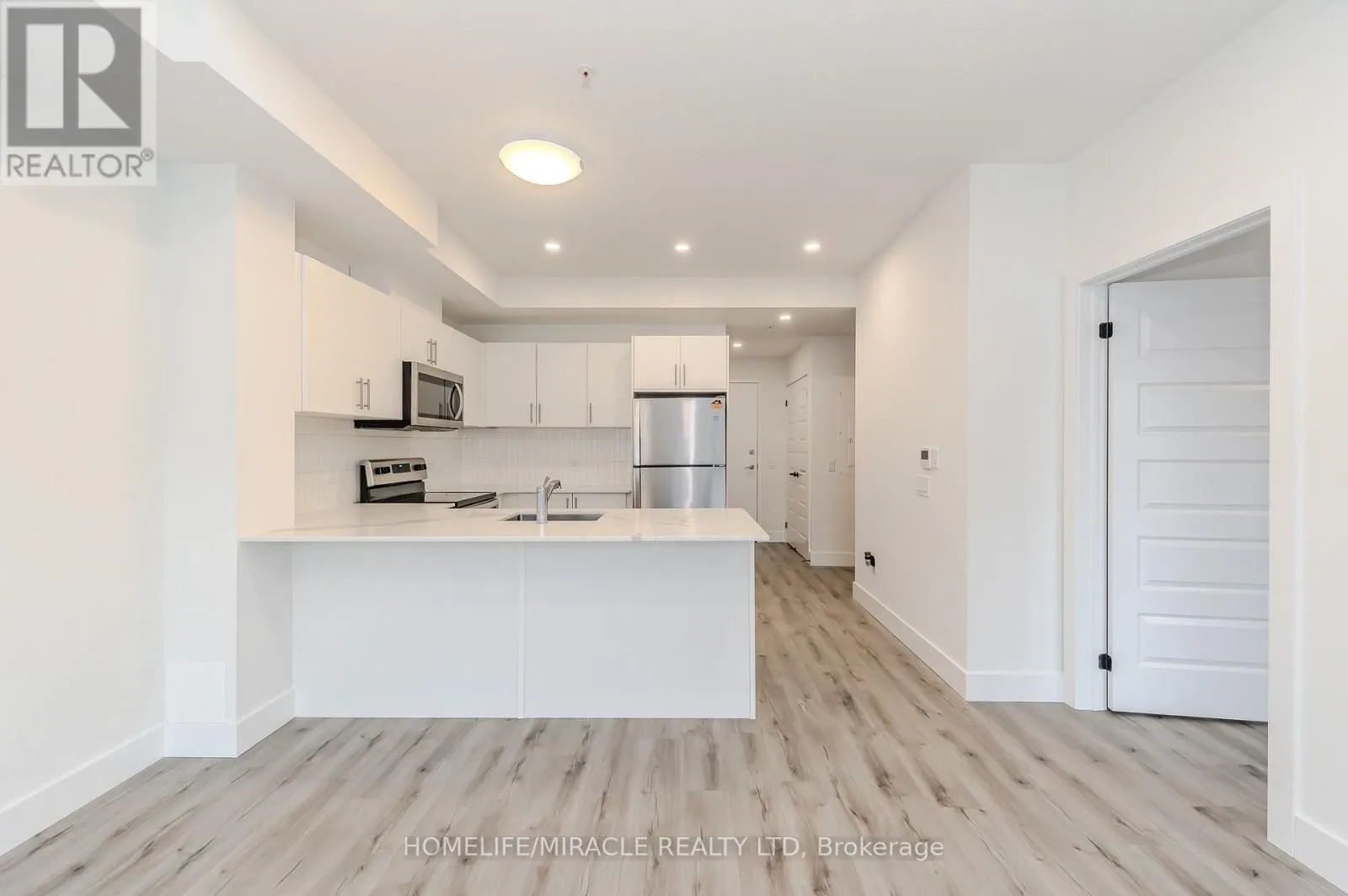 T5 - 1101 LACKNER PLACE