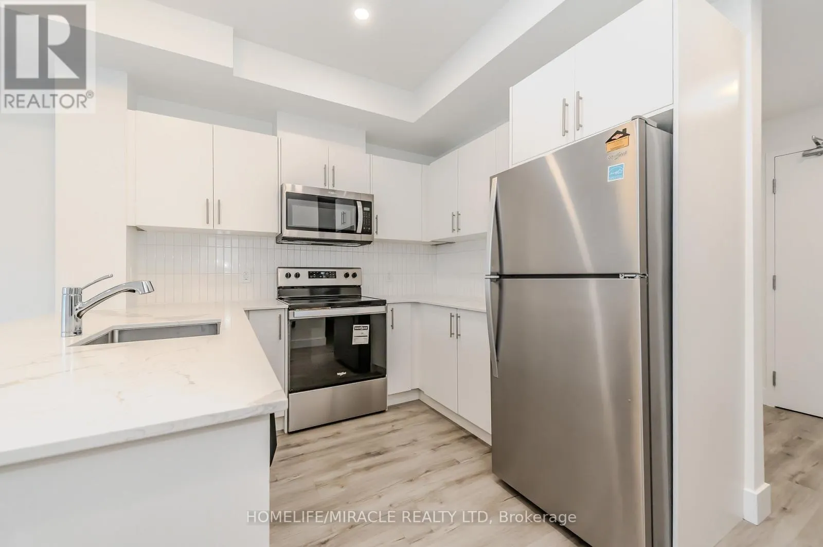 T5 - 1101 LACKNER PLACE