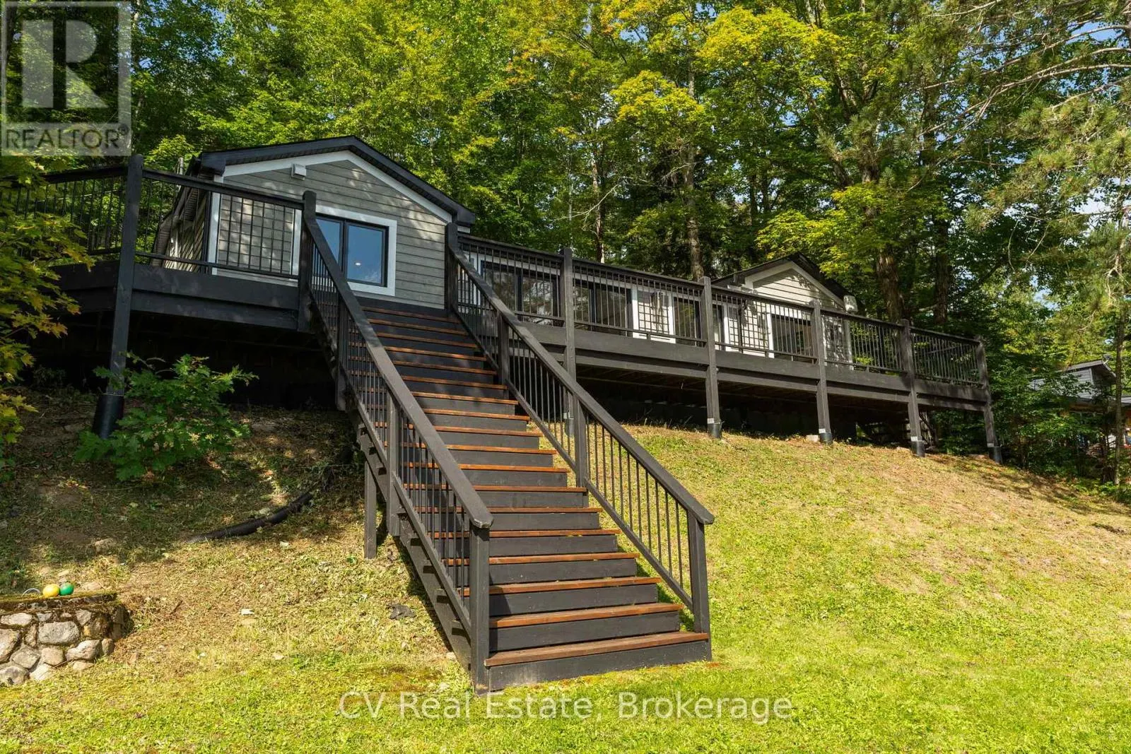 1017 WHITE PINE ROAD