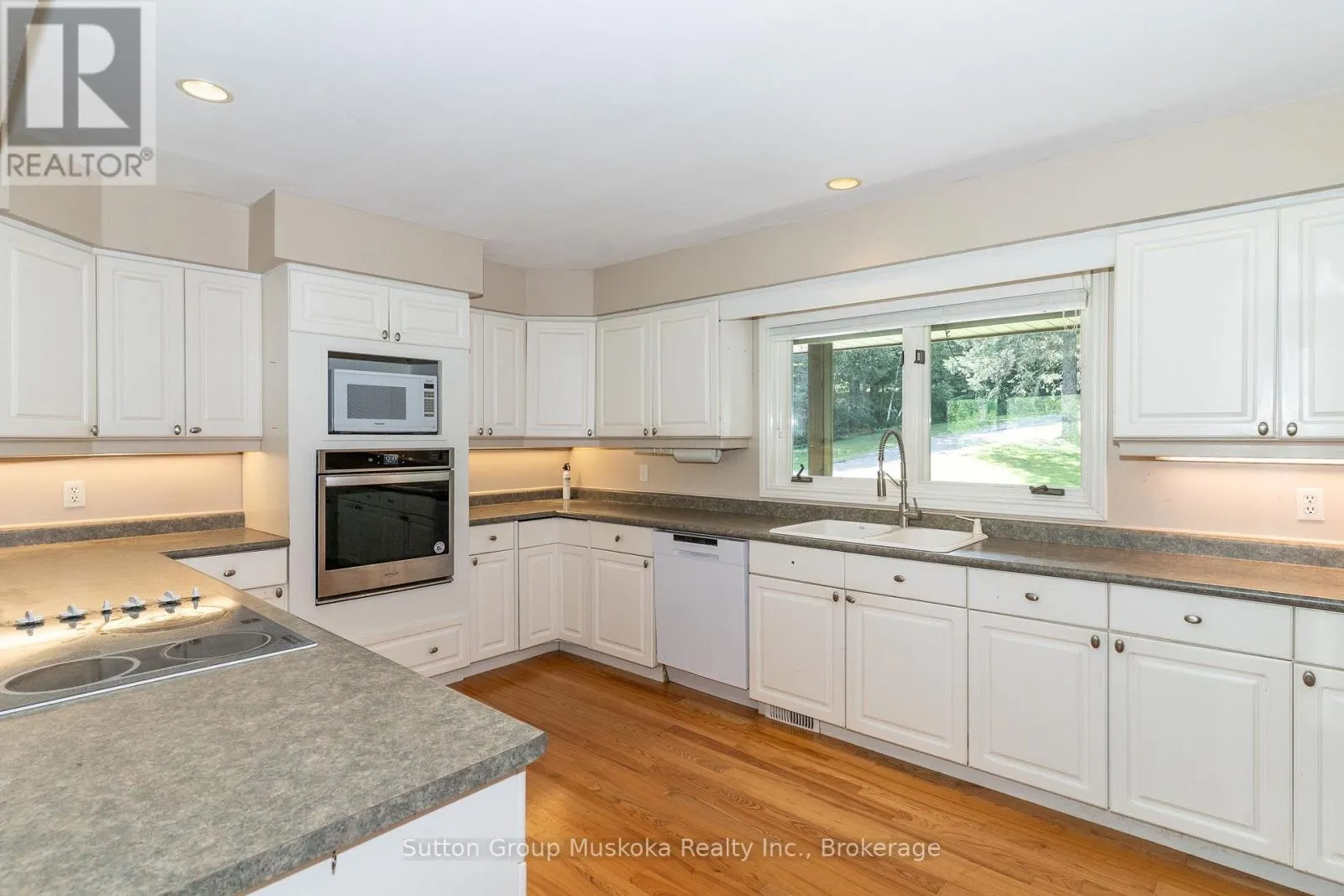 577 CANAL ROAD