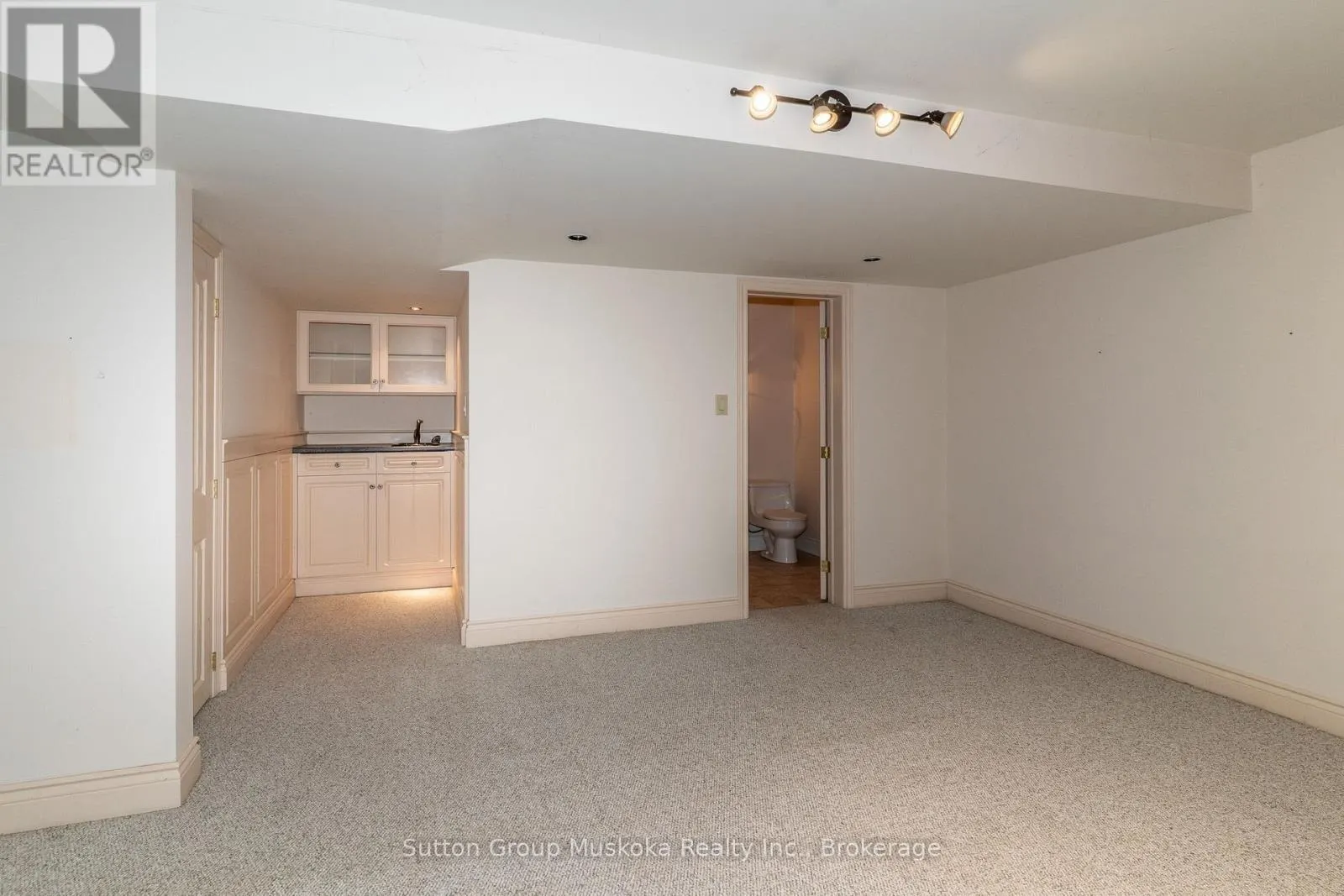 577 CANAL ROAD