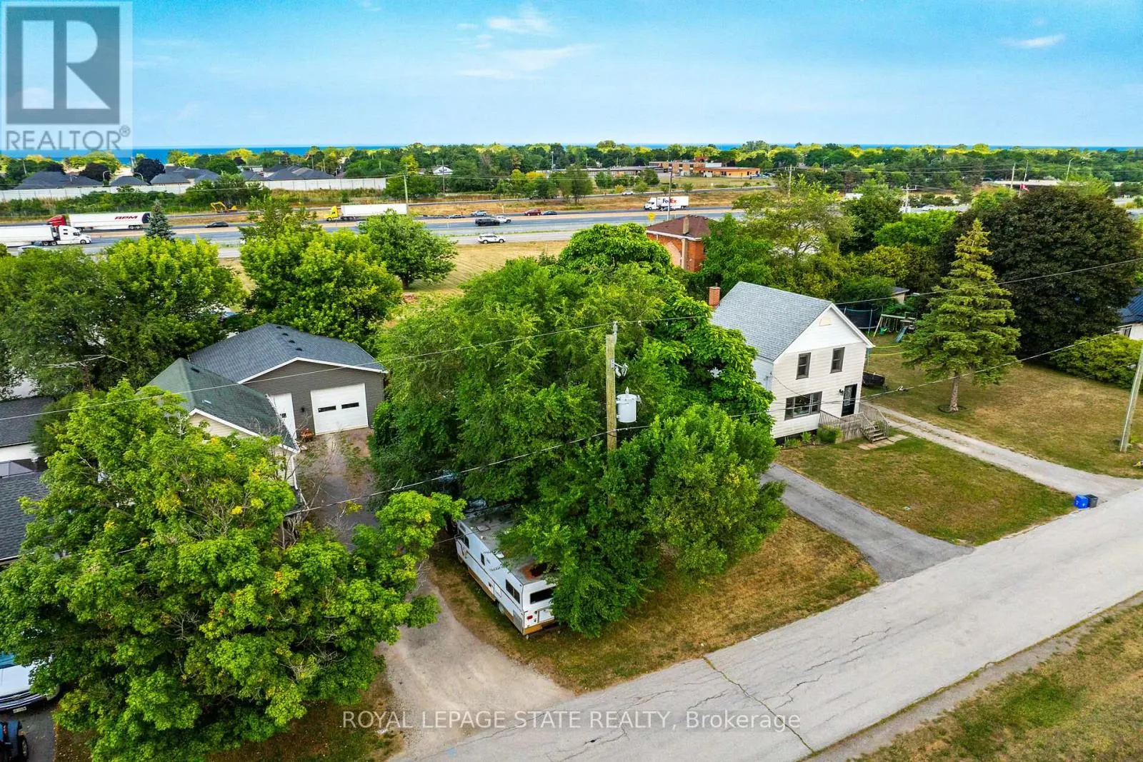 6 LINCOLN AVENUE