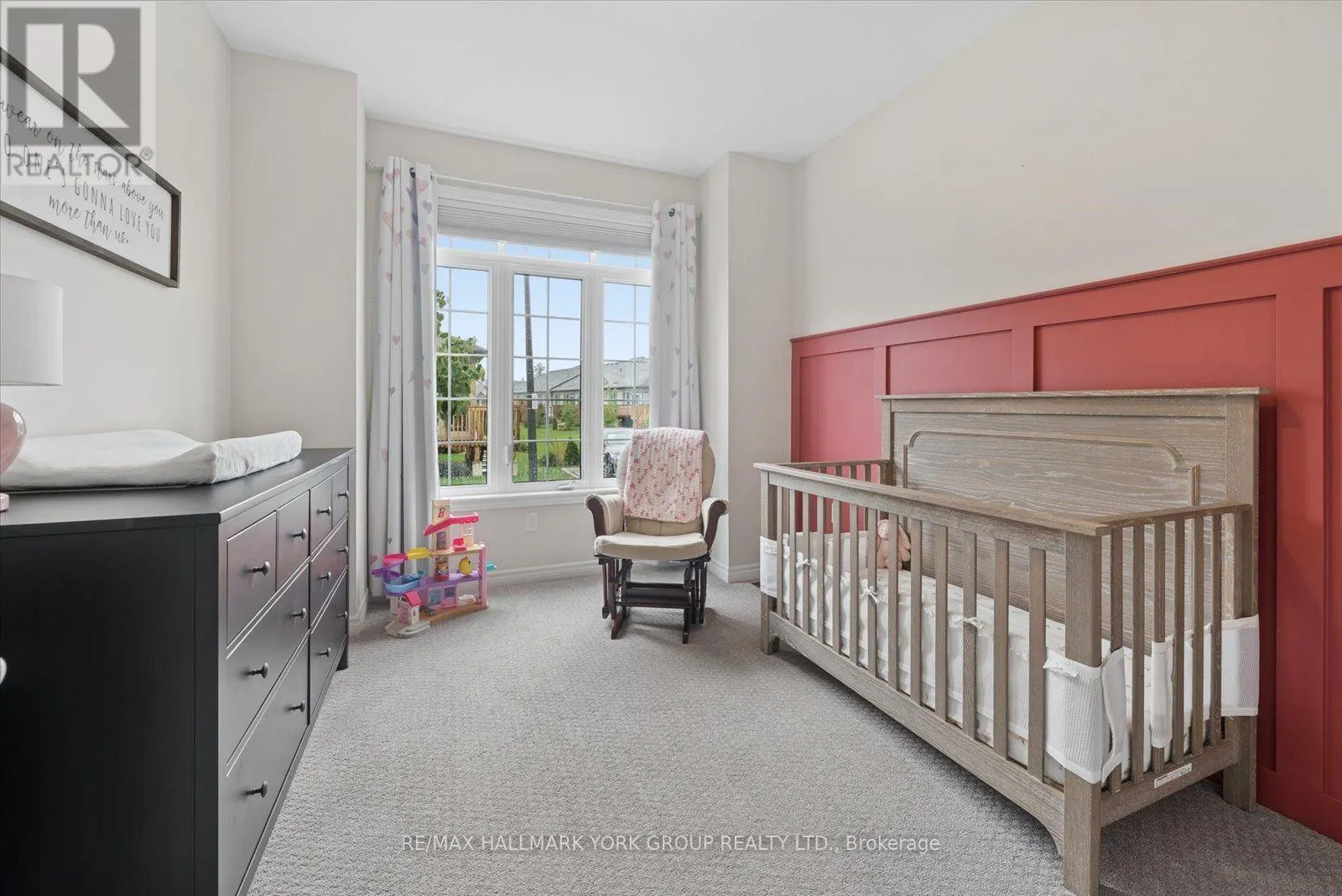 6 - 17 LAKEWOOD CRESCENT