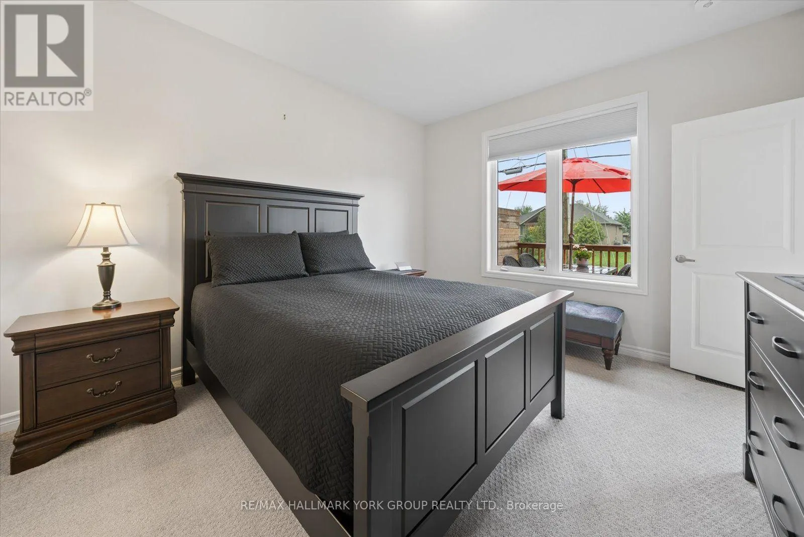6 - 17 LAKEWOOD CRESCENT