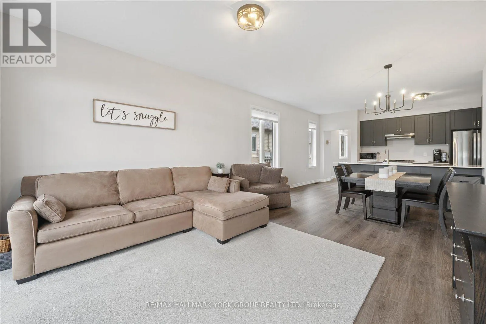 6 - 17 LAKEWOOD CRESCENT