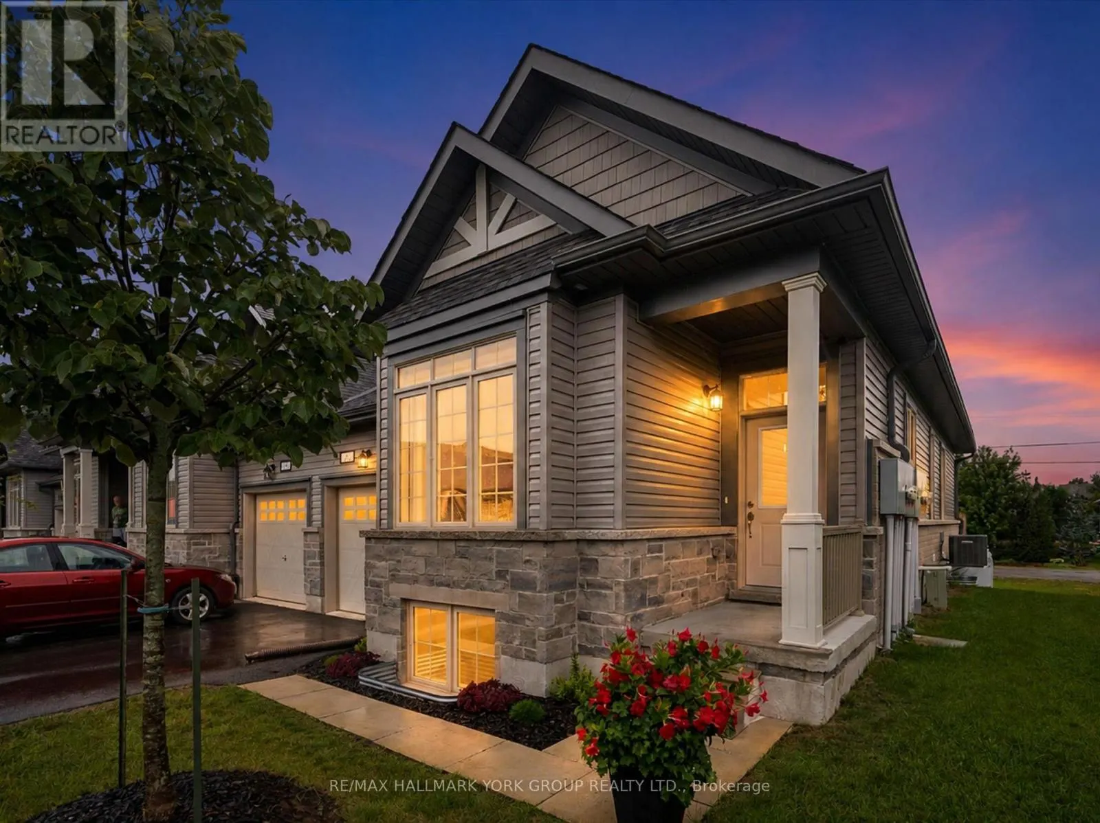 6 - 17 LAKEWOOD CRESCENT