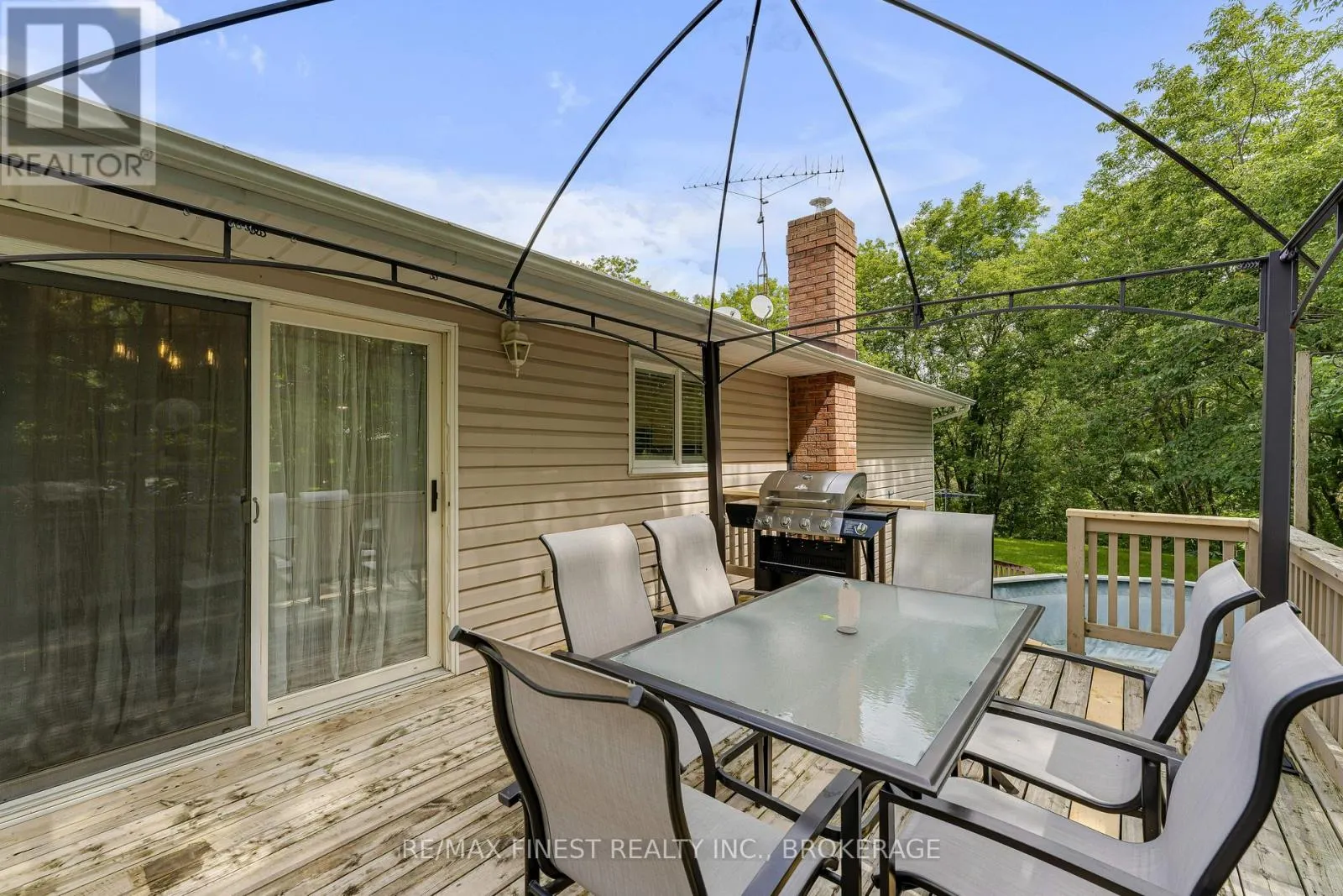 318 FRENCH SETTLEMENT ROAD