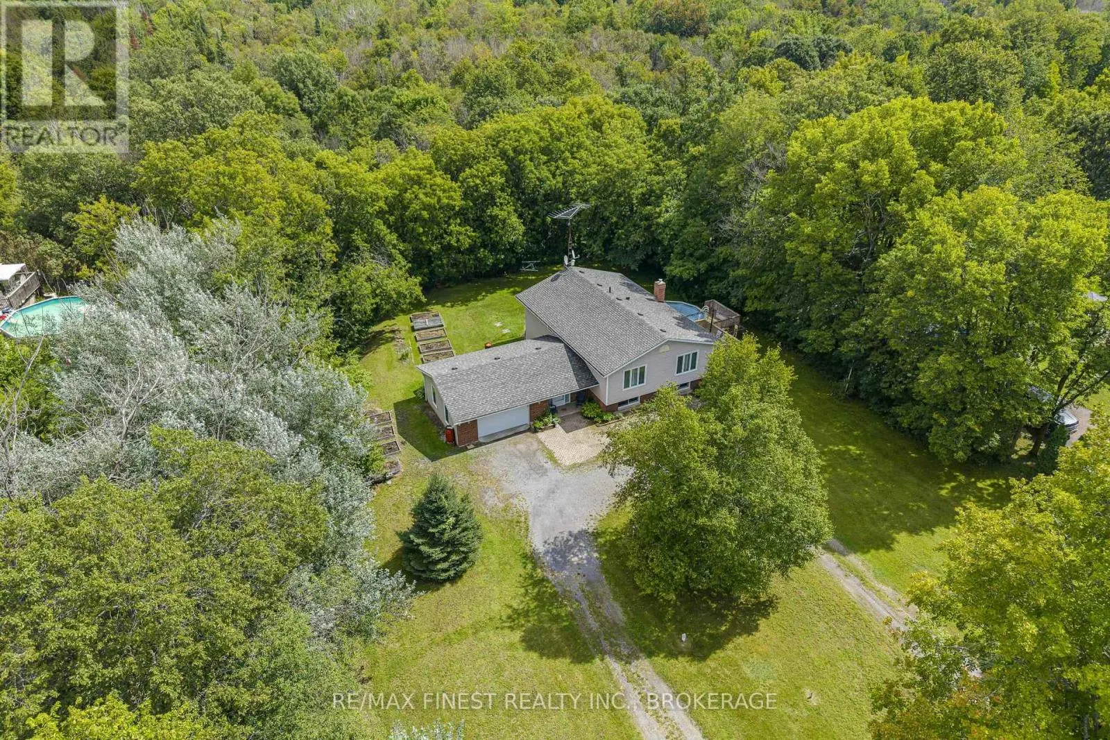 318 FRENCH SETTLEMENT ROAD