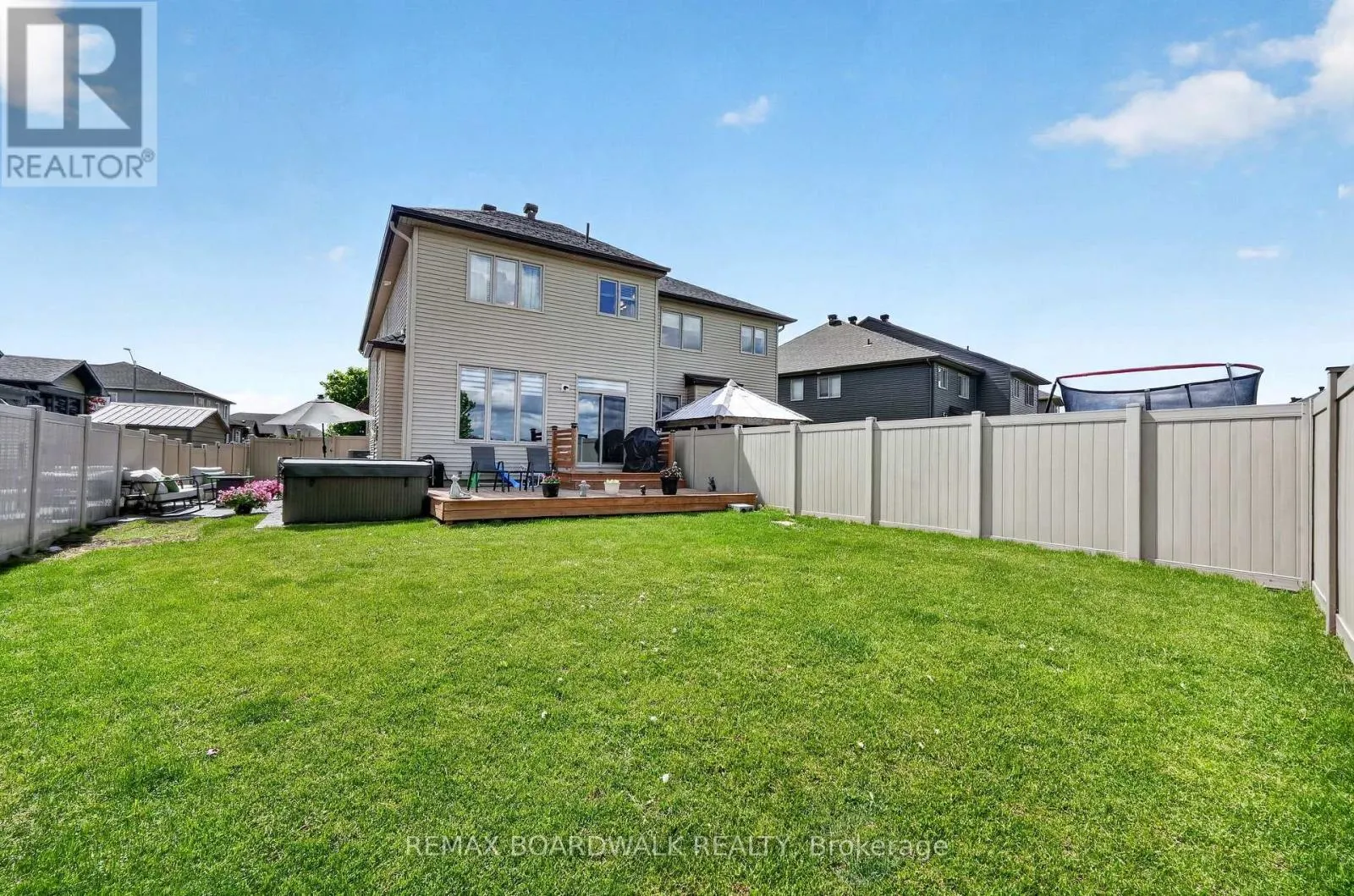 2 DUNCANVILLE STREET