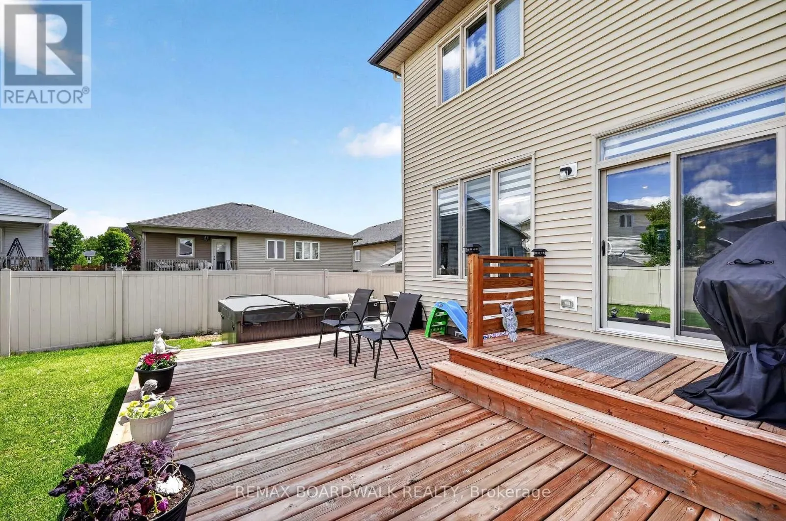 2 DUNCANVILLE STREET