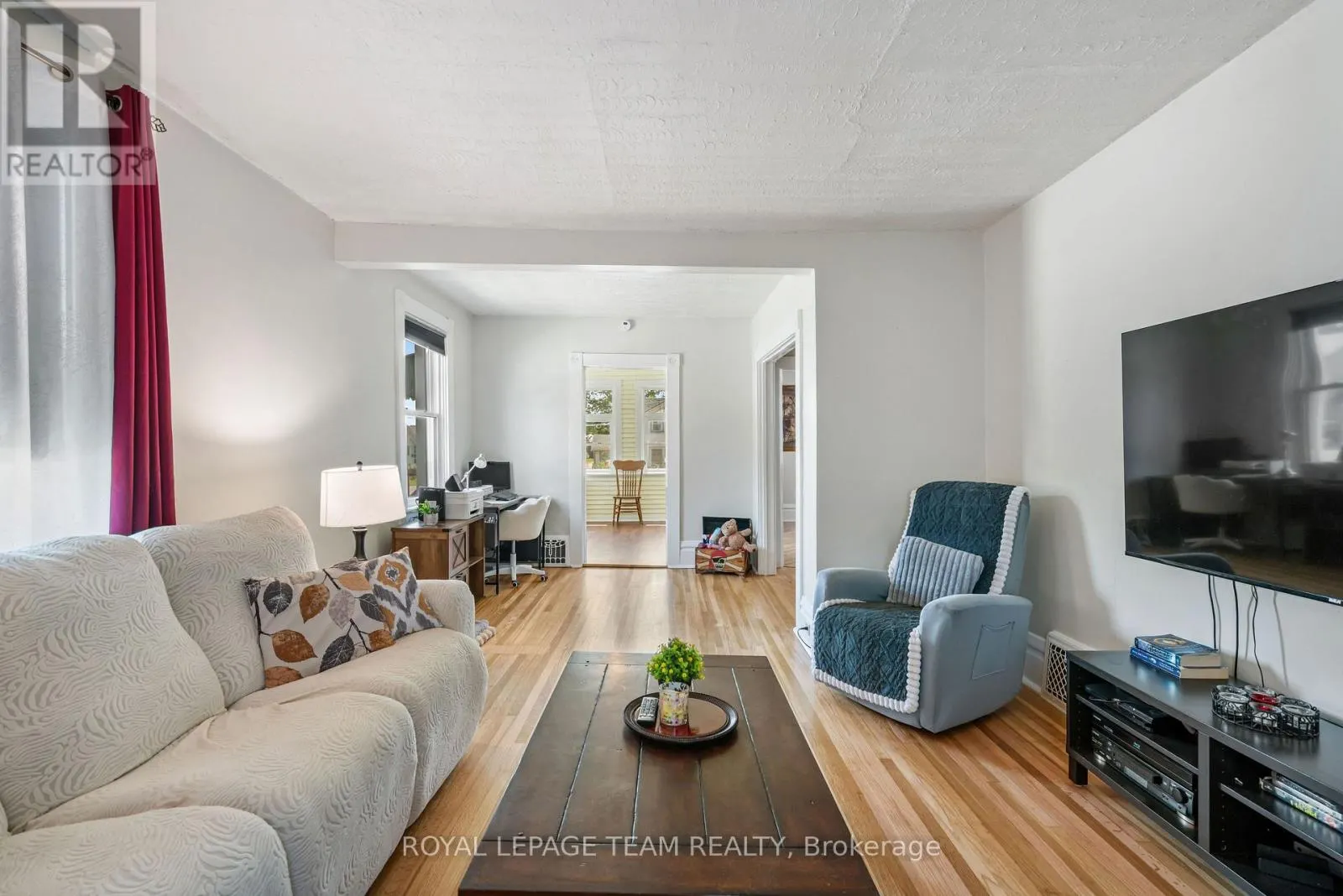 301 OXFORD STREET E