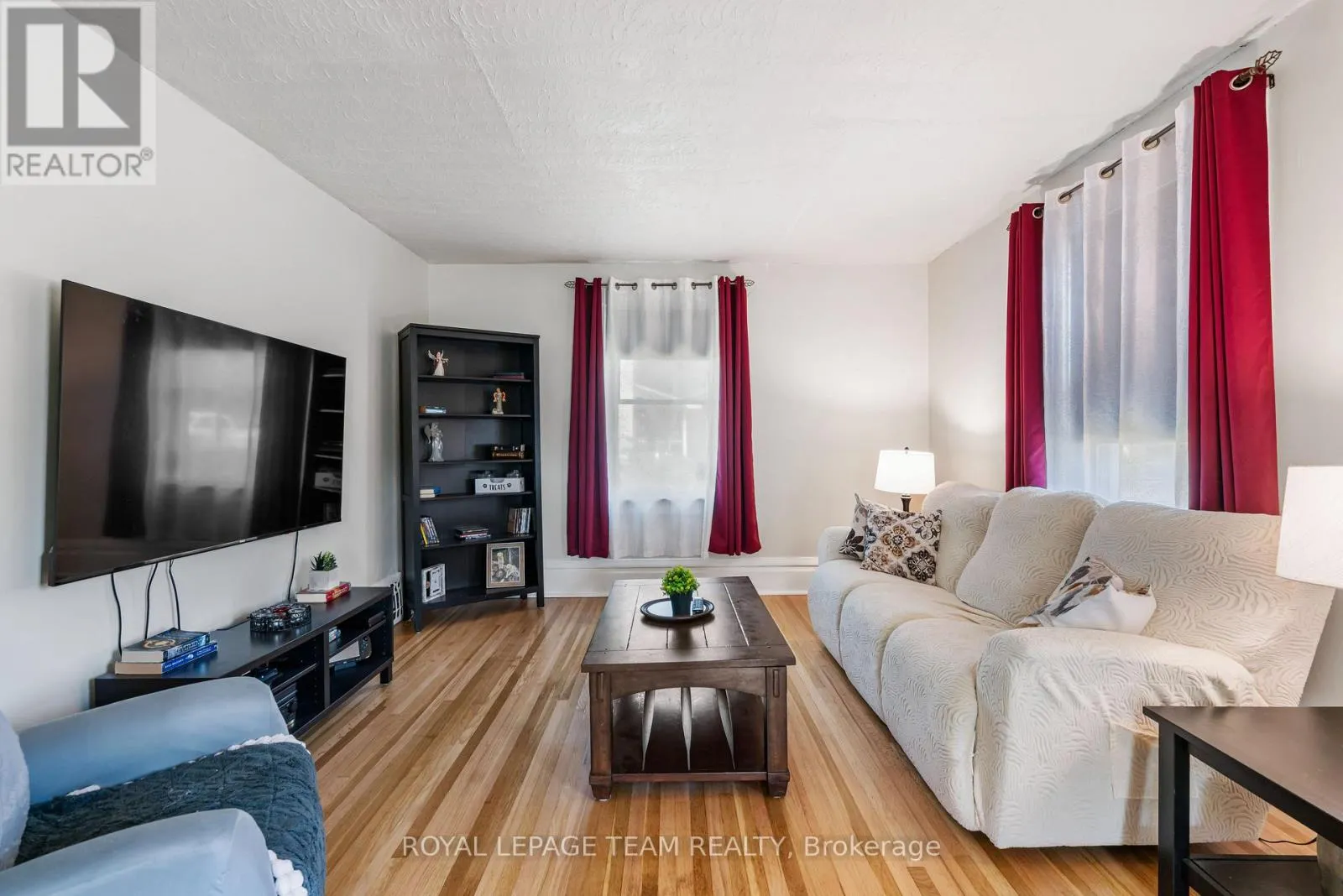 301 OXFORD STREET E