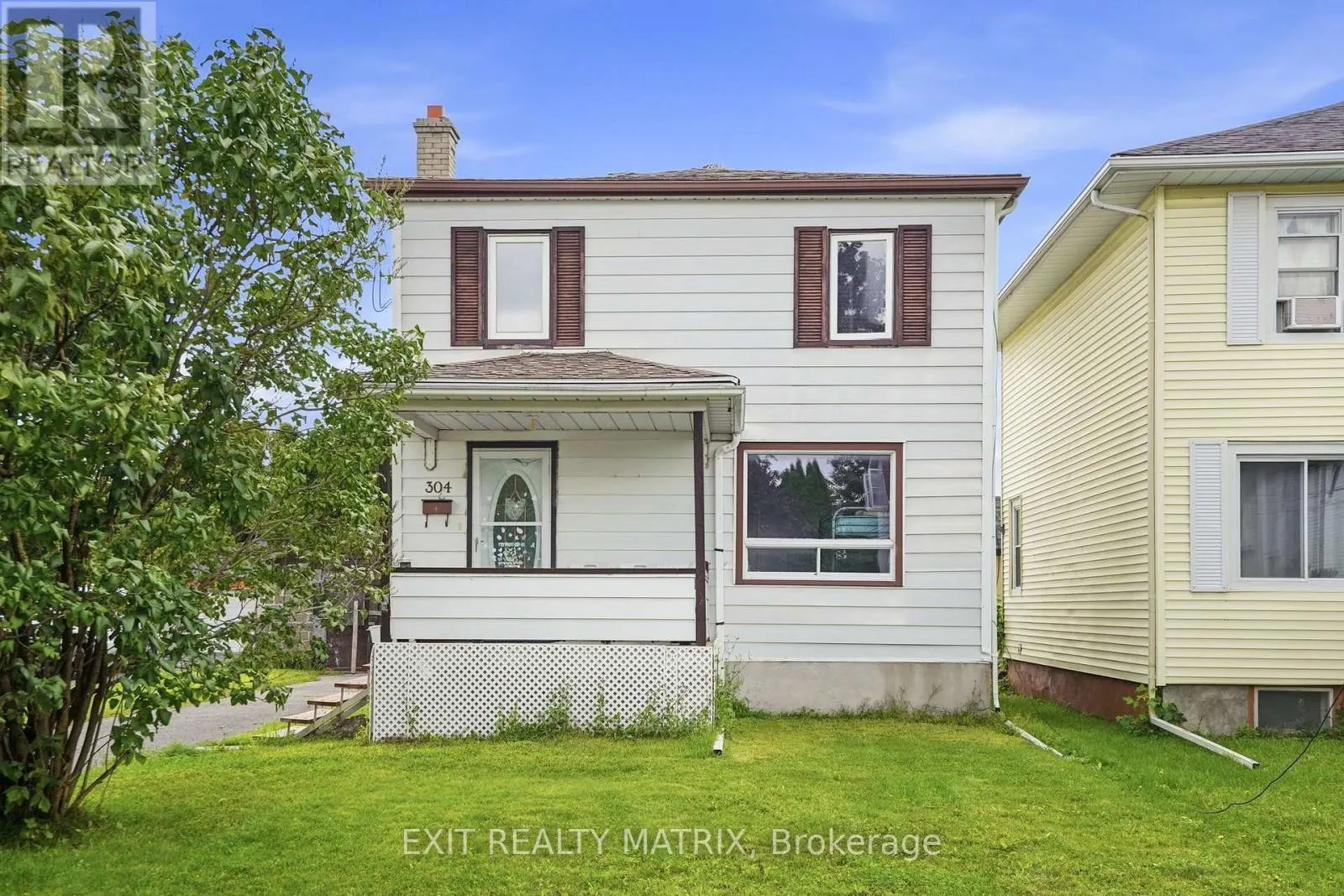 304 ABBOTT STREET