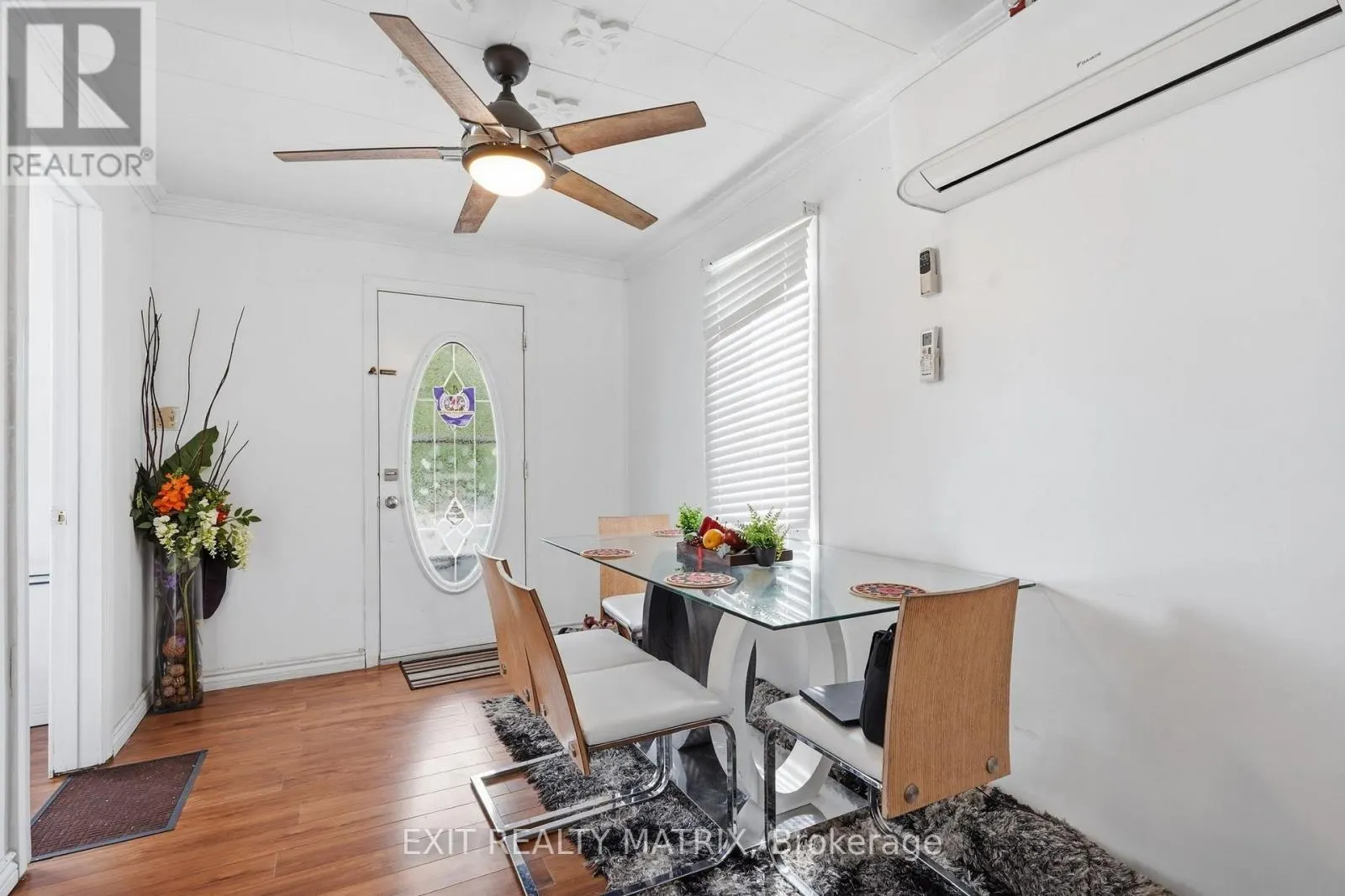 304 ABBOTT STREET