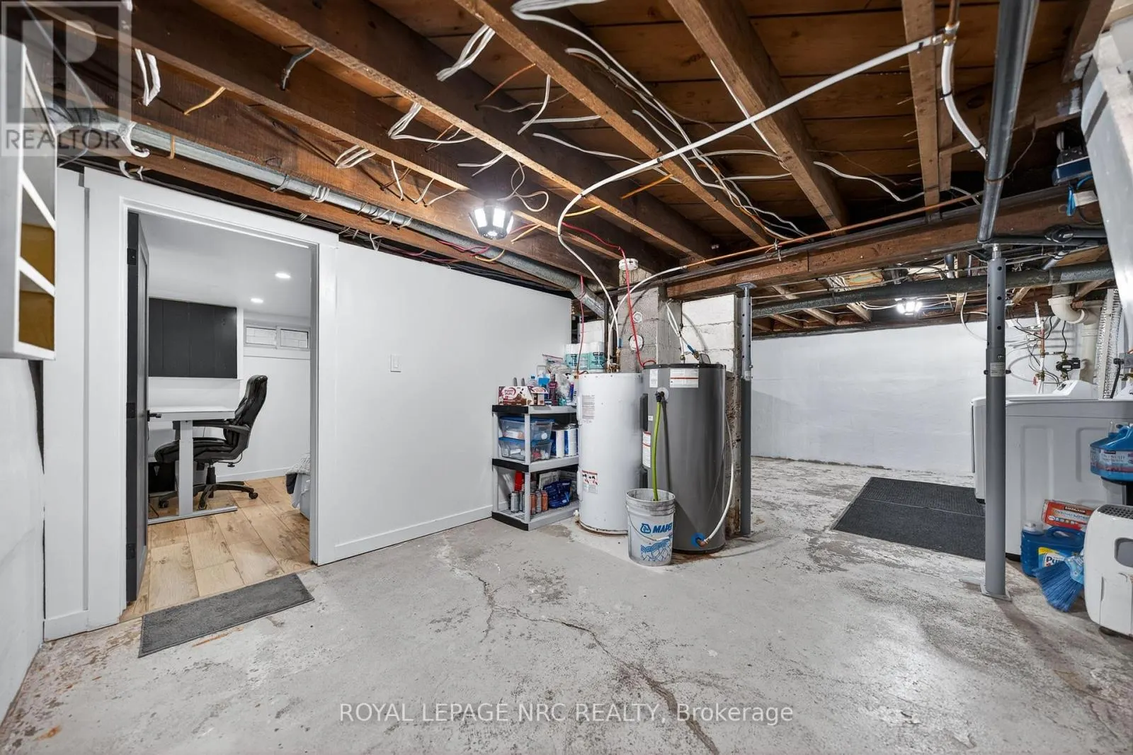 56 DECEW STREET