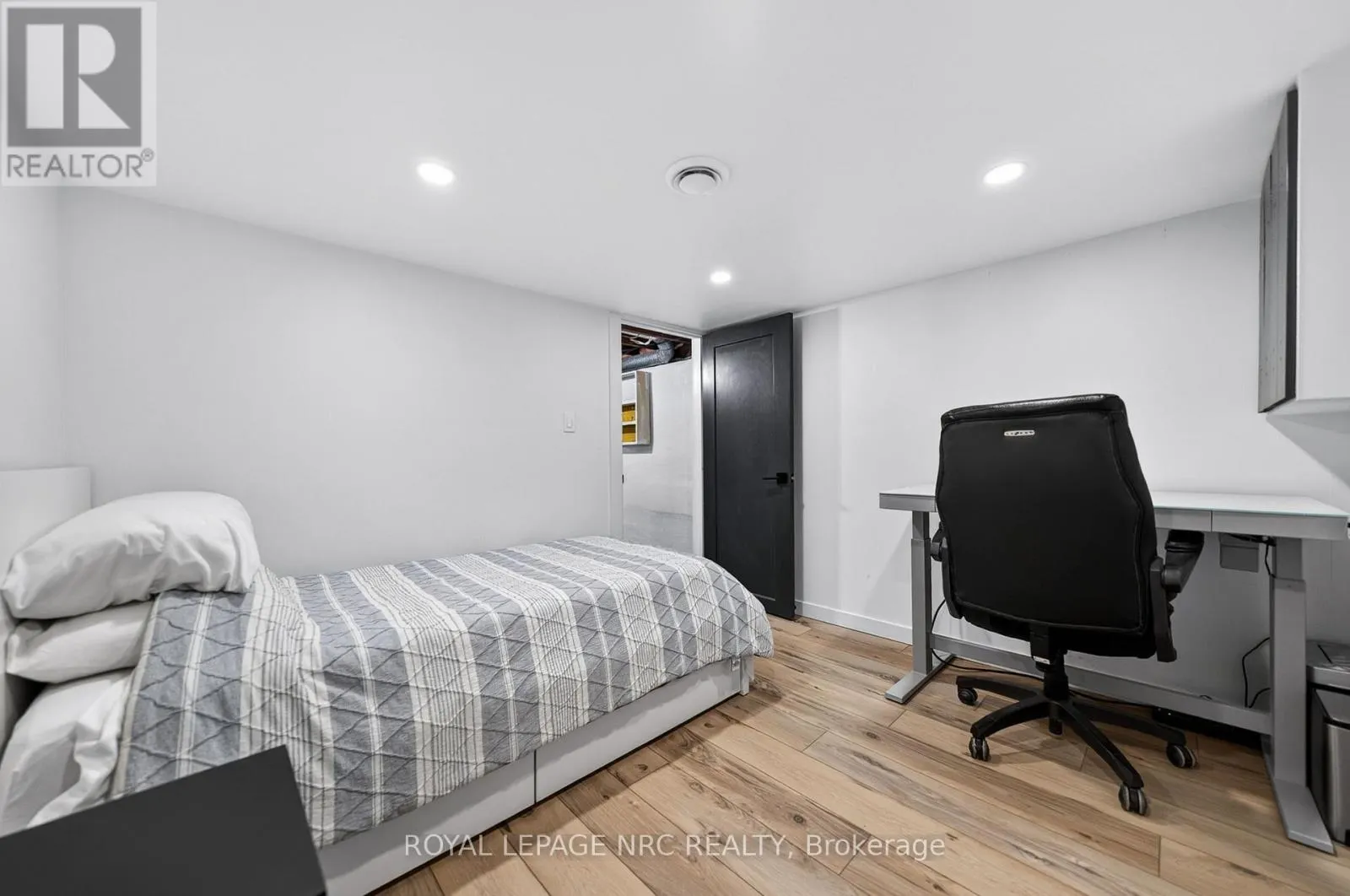 56 DECEW STREET