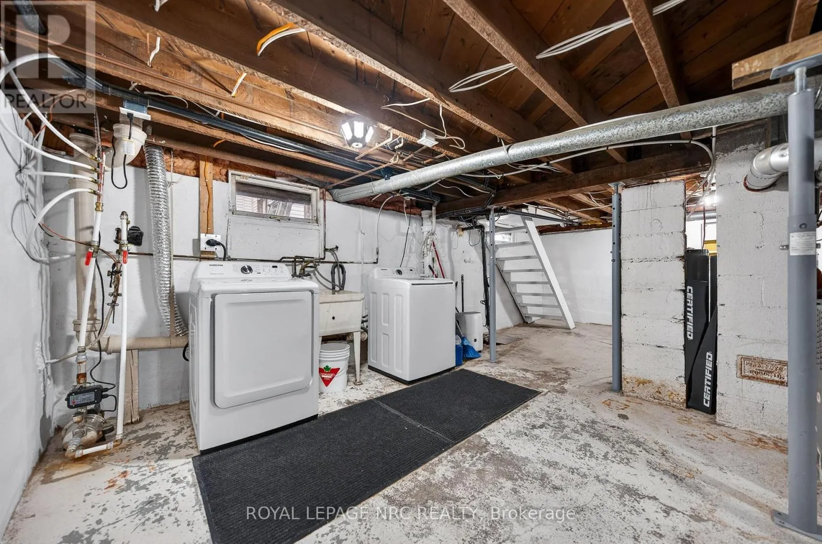 56 DECEW STREET