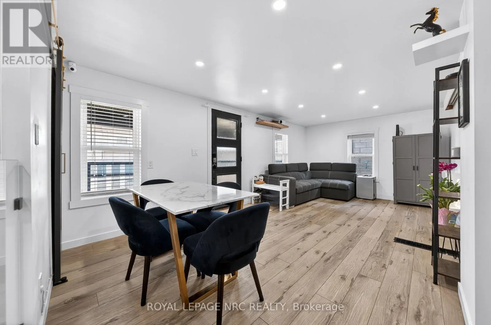 56 DECEW STREET