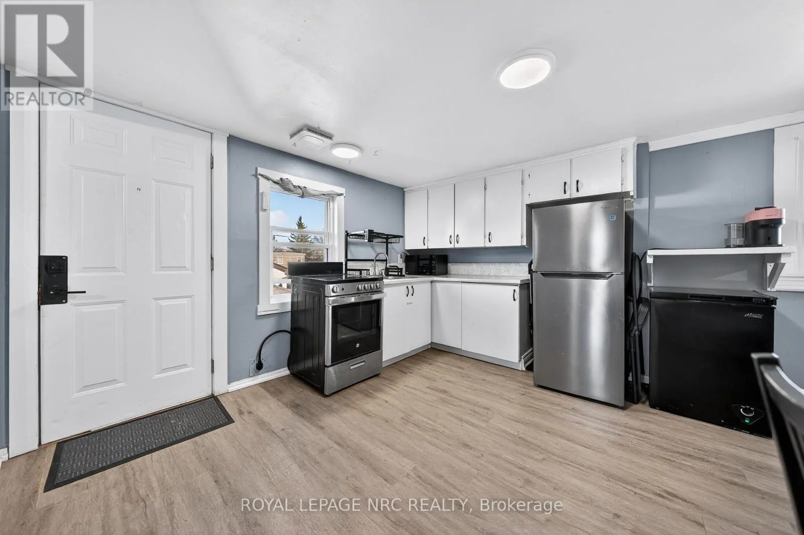 56 DECEW STREET