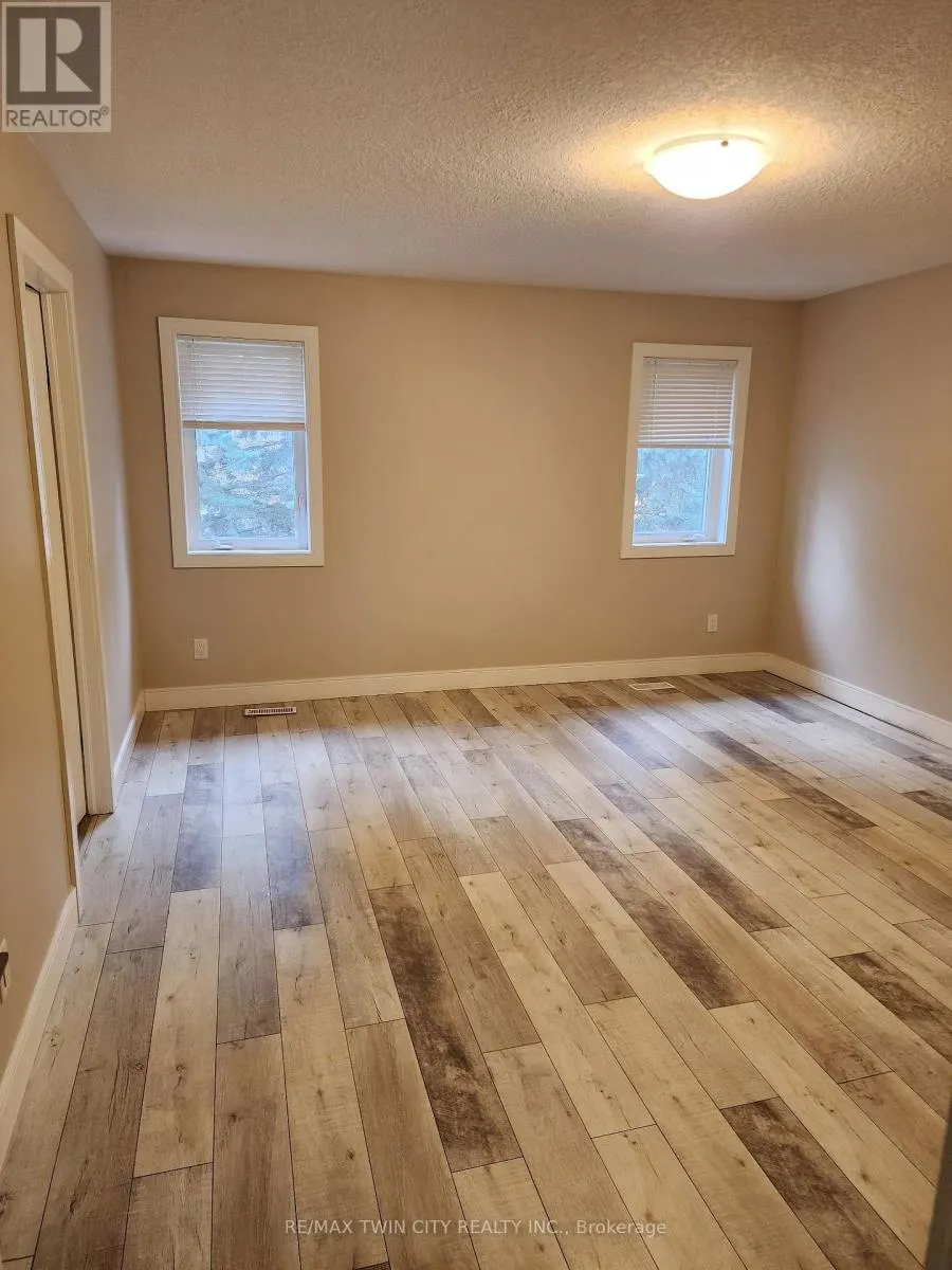 14 - 291 FALCON DRIVE
